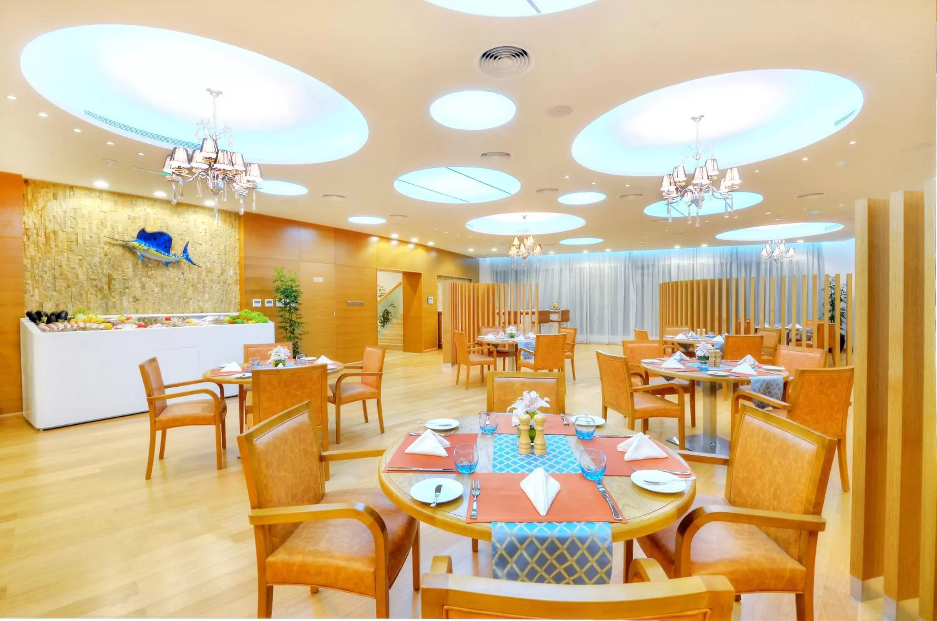 Restaurant/Places to Eat in Oceanic Khorfakkan Resort & Spa
