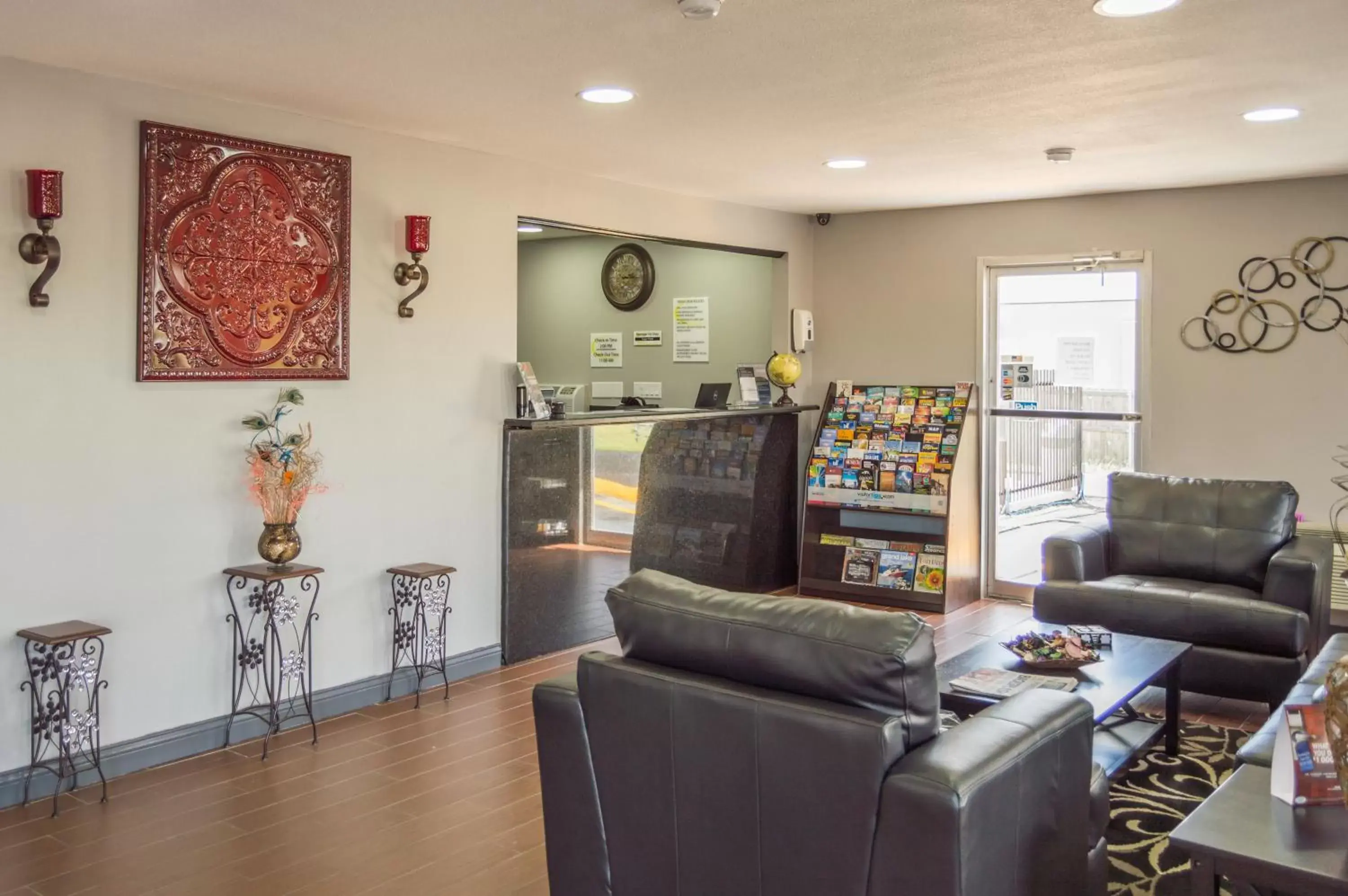 Lobby or reception in Super 8 by Wyndham Ardmore Lobby or reception in Super 8 by Wyndham Ardmore