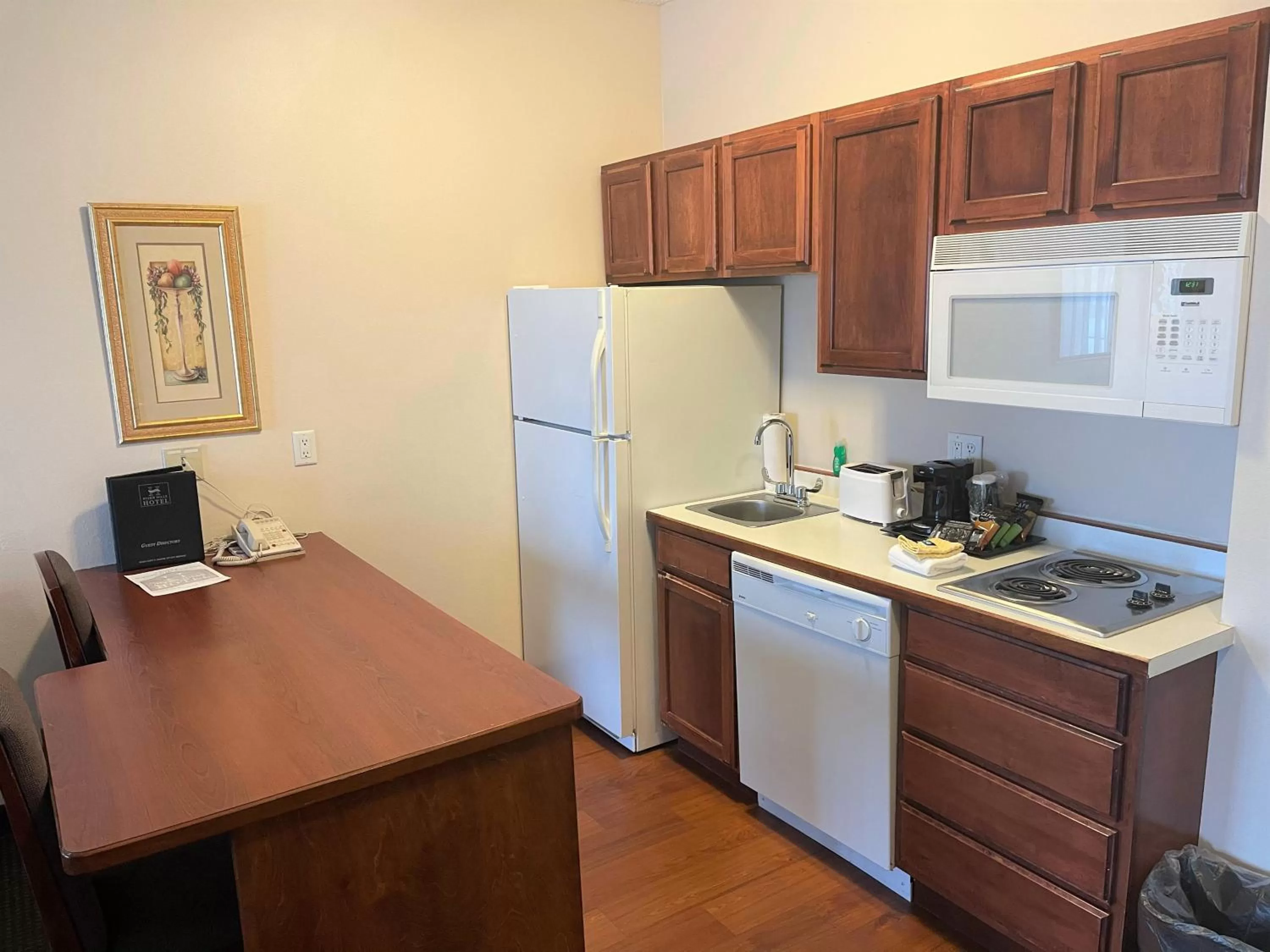 River Hills Hotel- Mankato