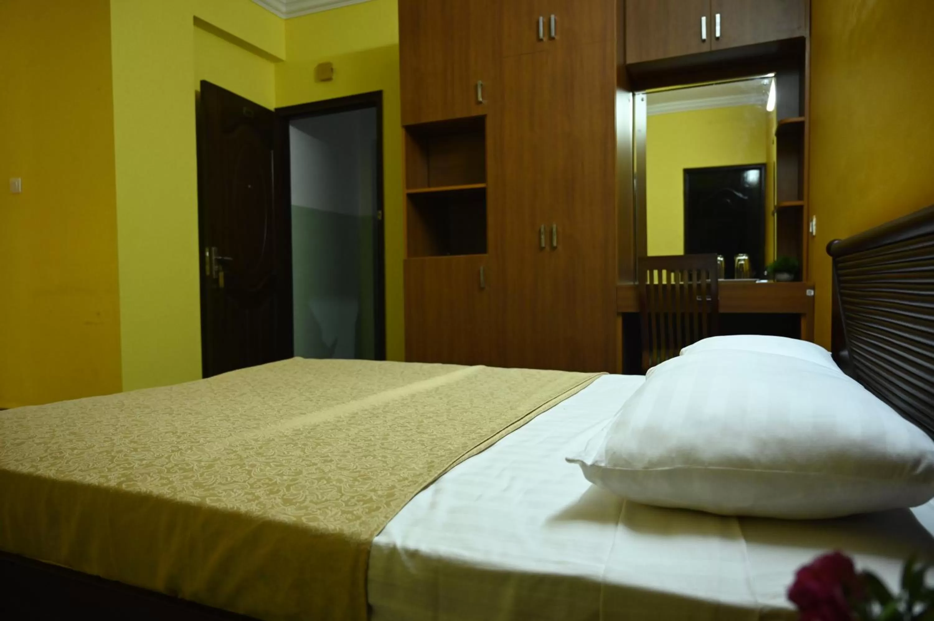 Bed in Hotel Siesta De Goa