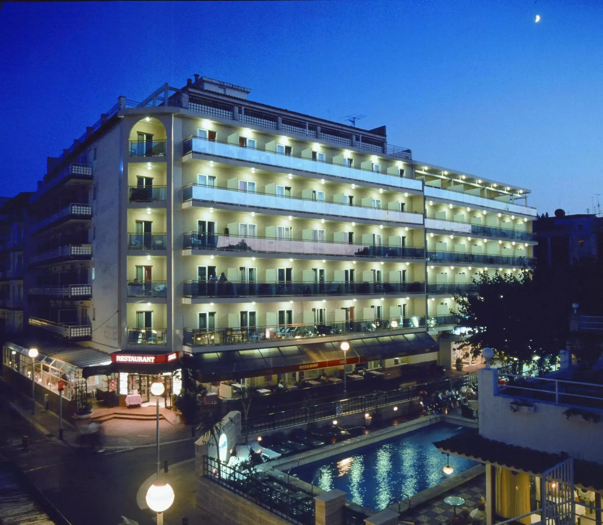 Facade/entrance, Property Building in Hotel Maria del Mar