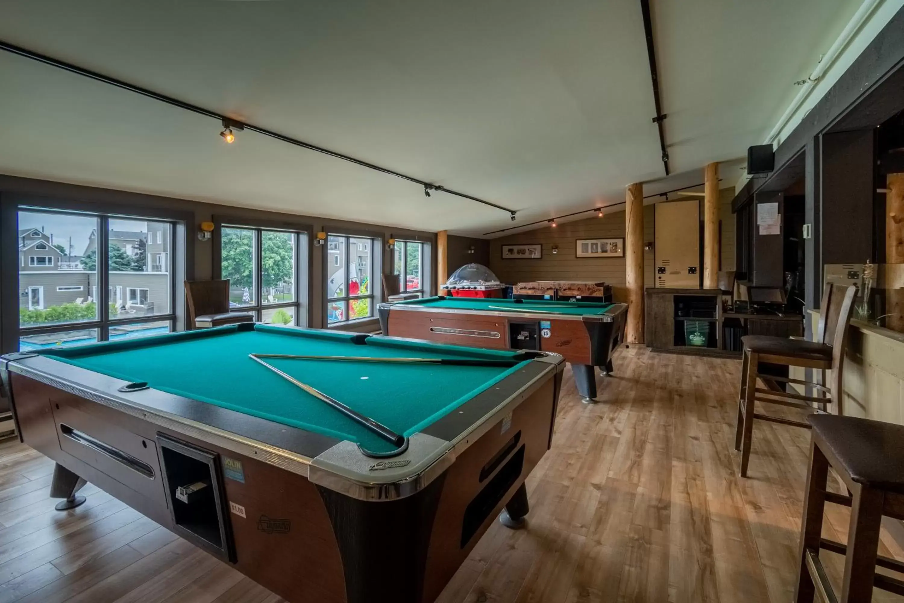 Game Room, Billiards in Condos Vacances MSA HOTEL