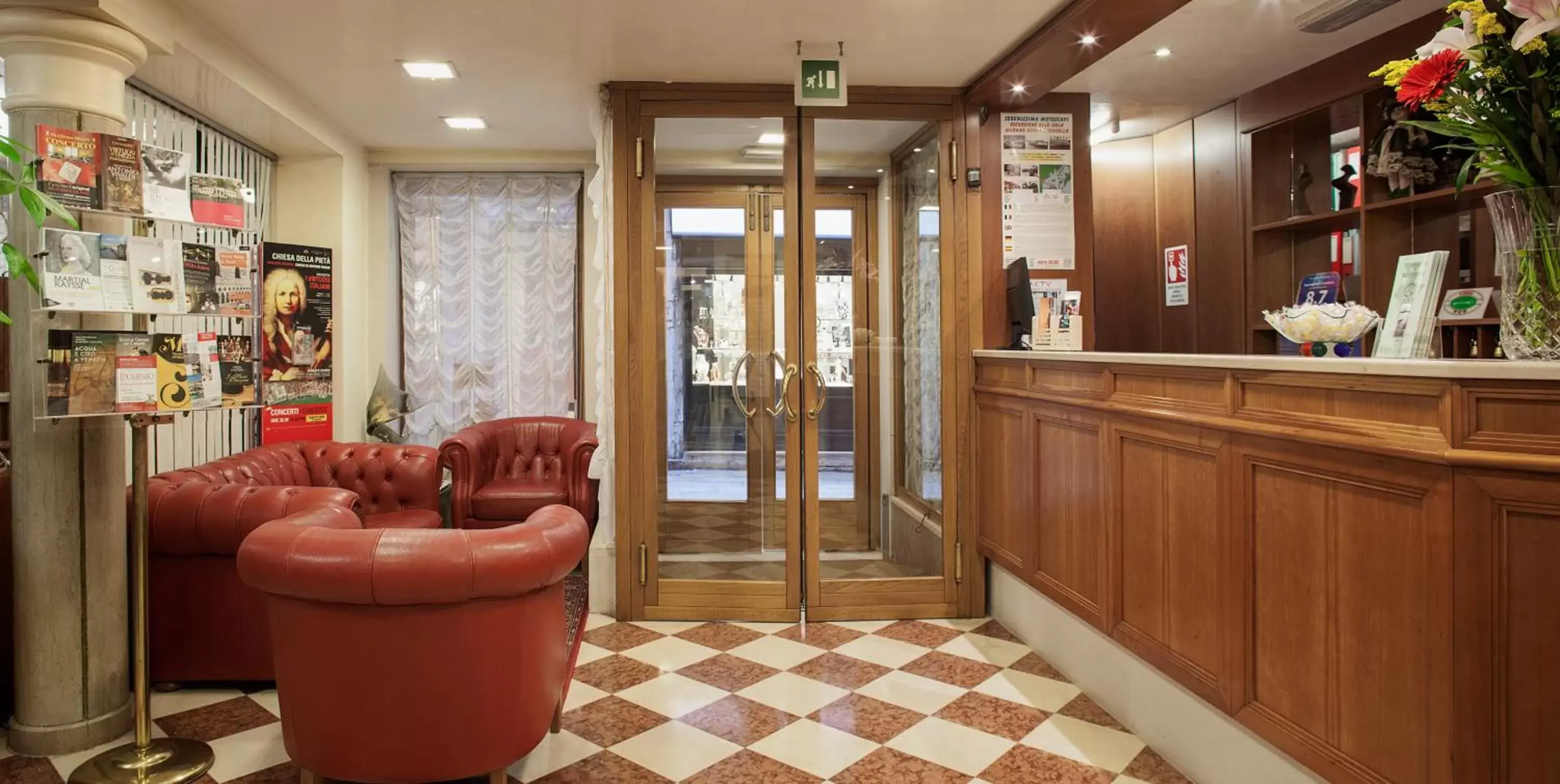 Lobby or reception, Lobby/Reception in Hotel Commercio & Pellegrino