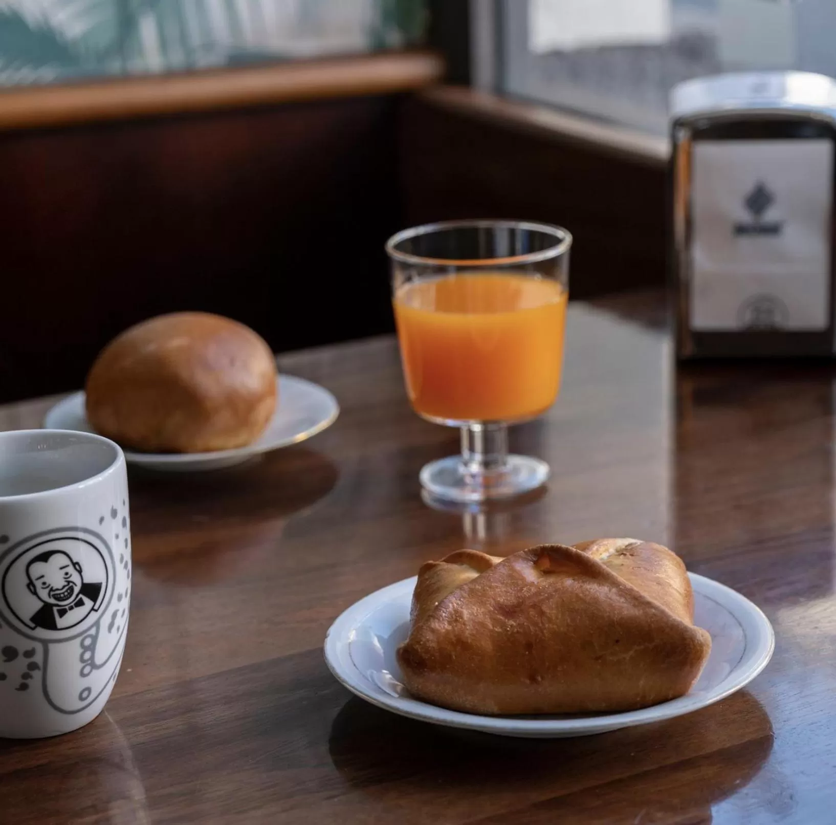 Breakfast in Il giardino e gli affreschi