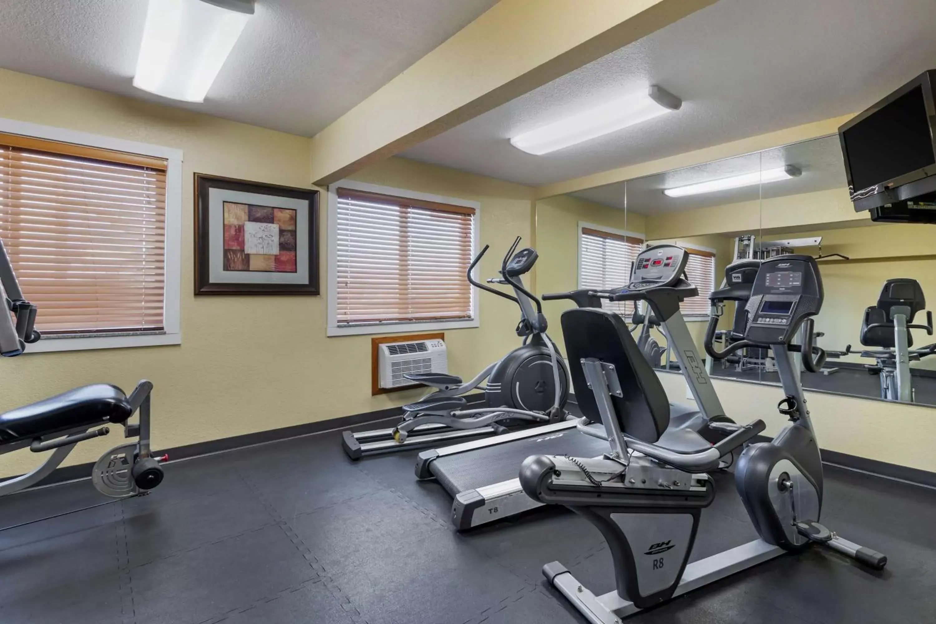 Fitness centre/facilities, Fitness Center/Facilities in Best Western Plus Altoona Inn