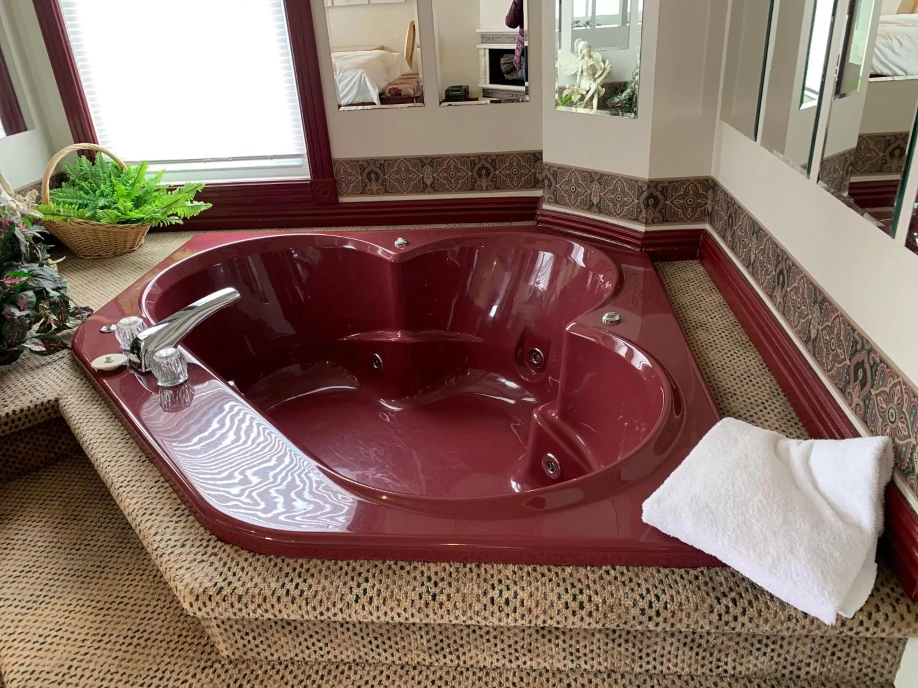 Bathroom in Lakeview Hotel Bathroom in Lakeview Hotel