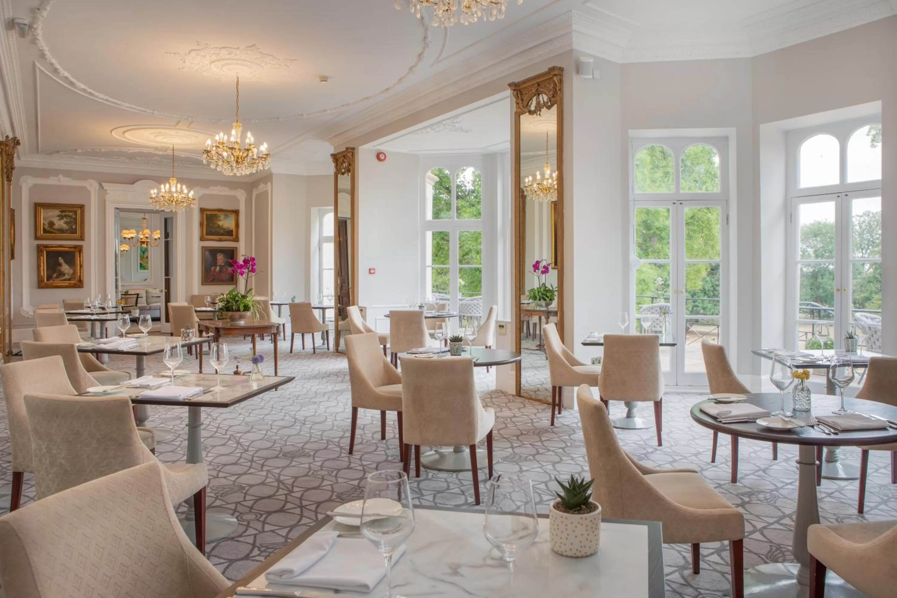 Restaurant/places to eat in Taplow House Hotel & Spa