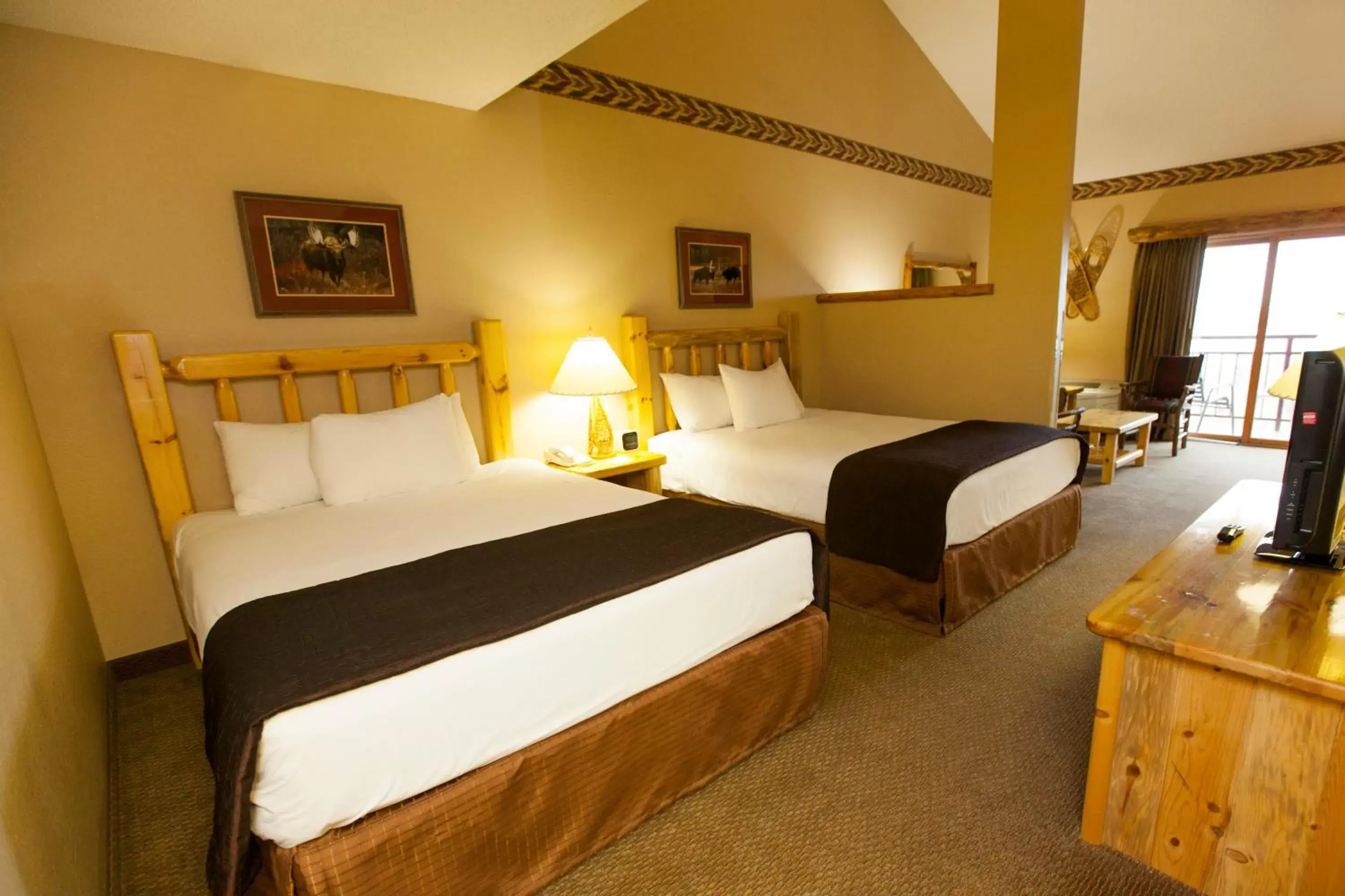 Bed in Great Wolf Lodge - Niagara Falls