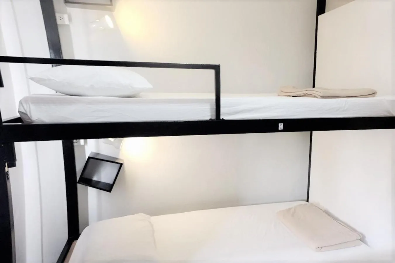 bunk bed, Bed in Bangkok Nomad Hostel