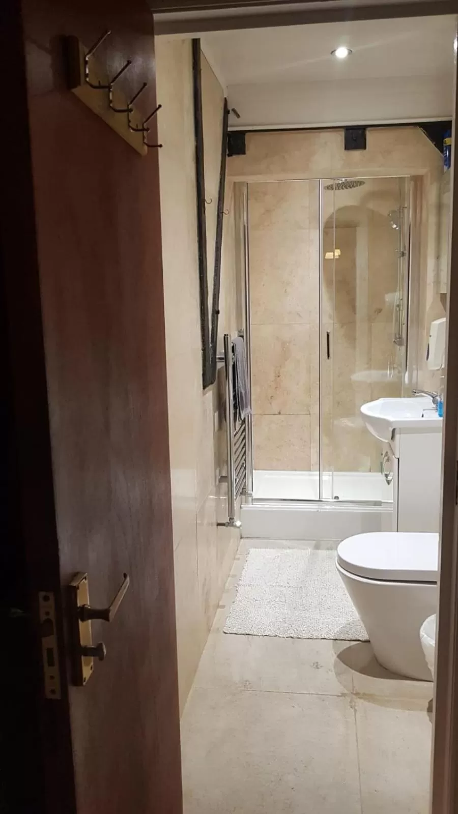 Bathroom in Hour Glass Hotel