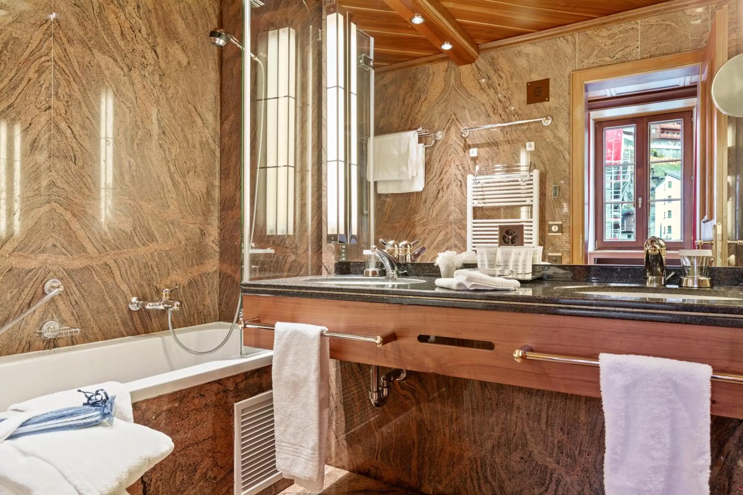 Bathroom in Grand Hotel Zermatterhof