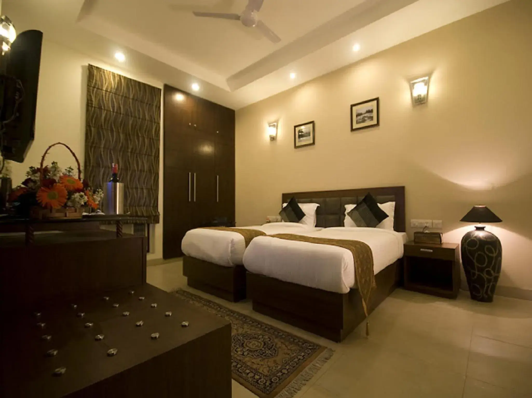 Bedroom, Bed in Red Maple Bed & Breakfast Bedroom, Bed in Red Maple Bed & Breakfast