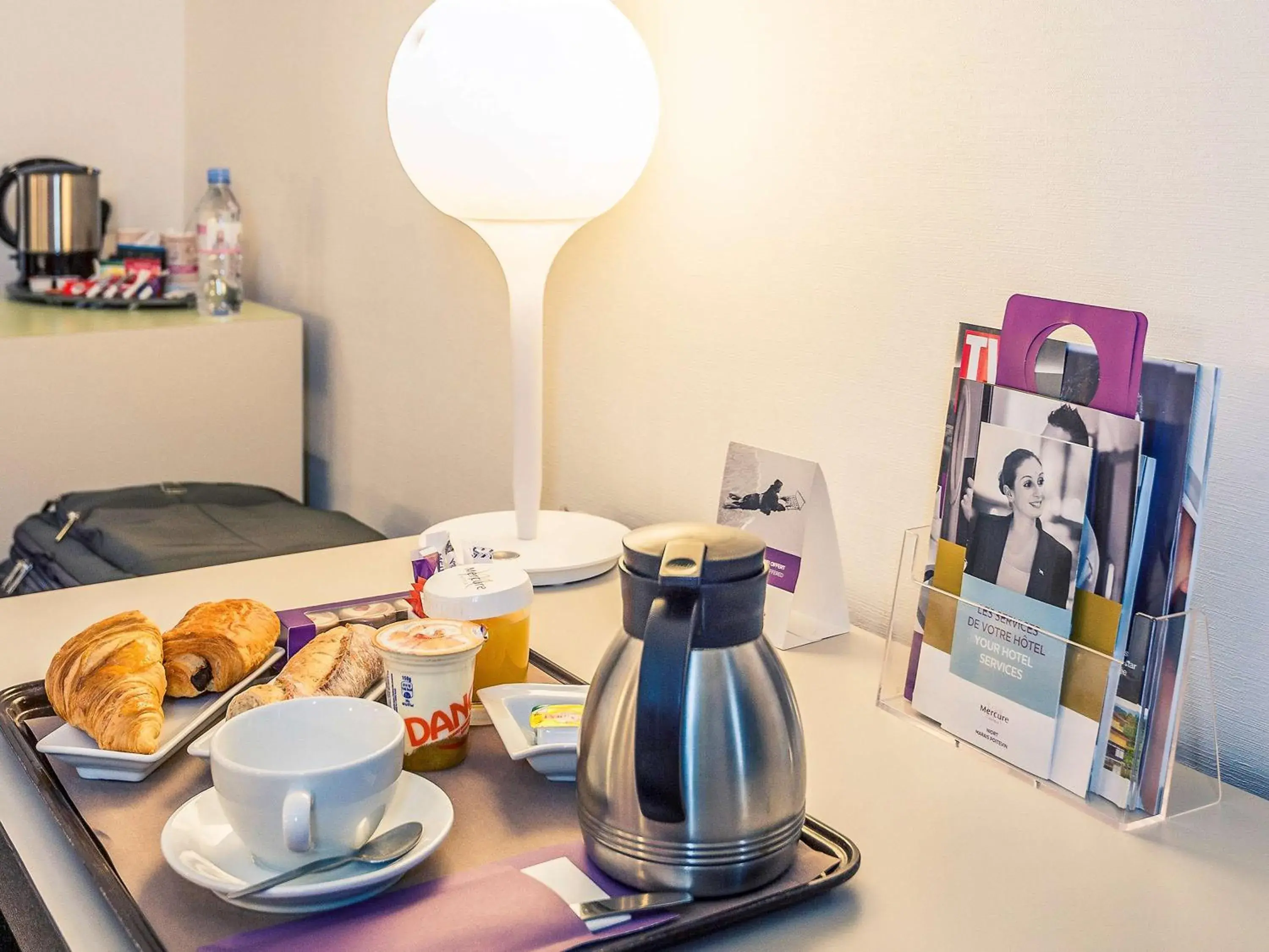 Photo of the whole room in Mercure Niort Marais Poitevin