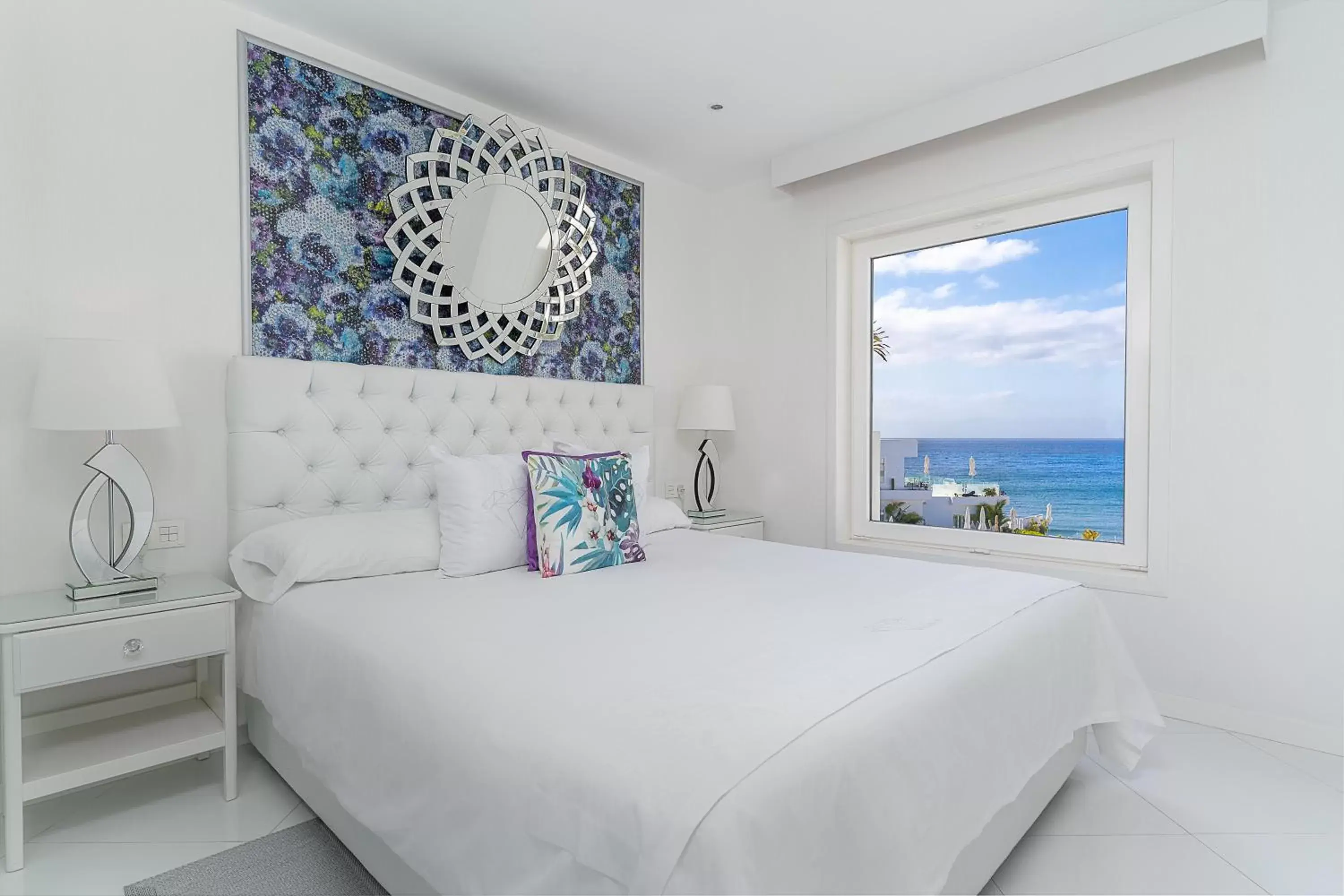 Bed in Lani's Suites de Luxe - Adults Only