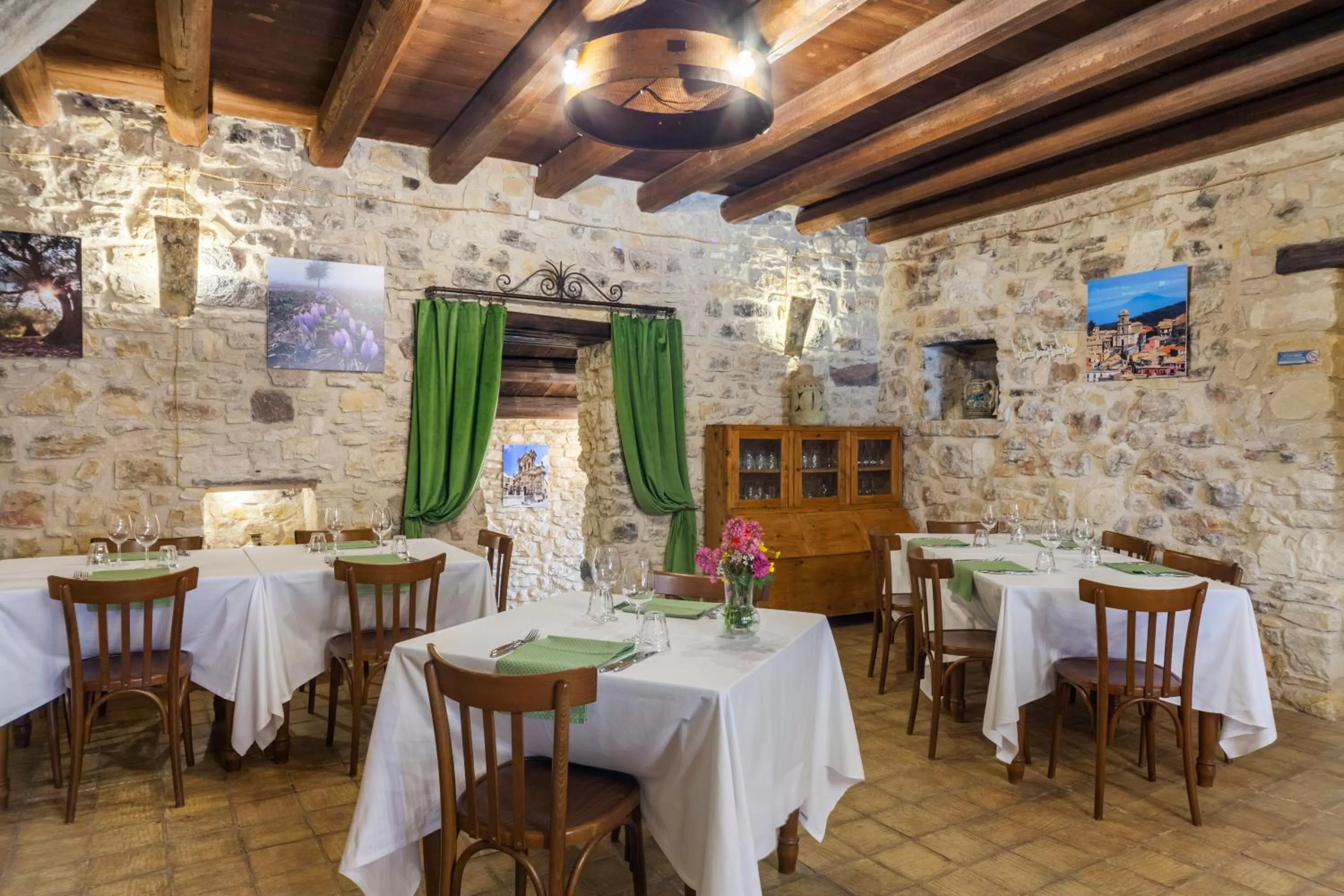 Restaurant/places to eat in Masseria Fortificata Lo Zafferaneto