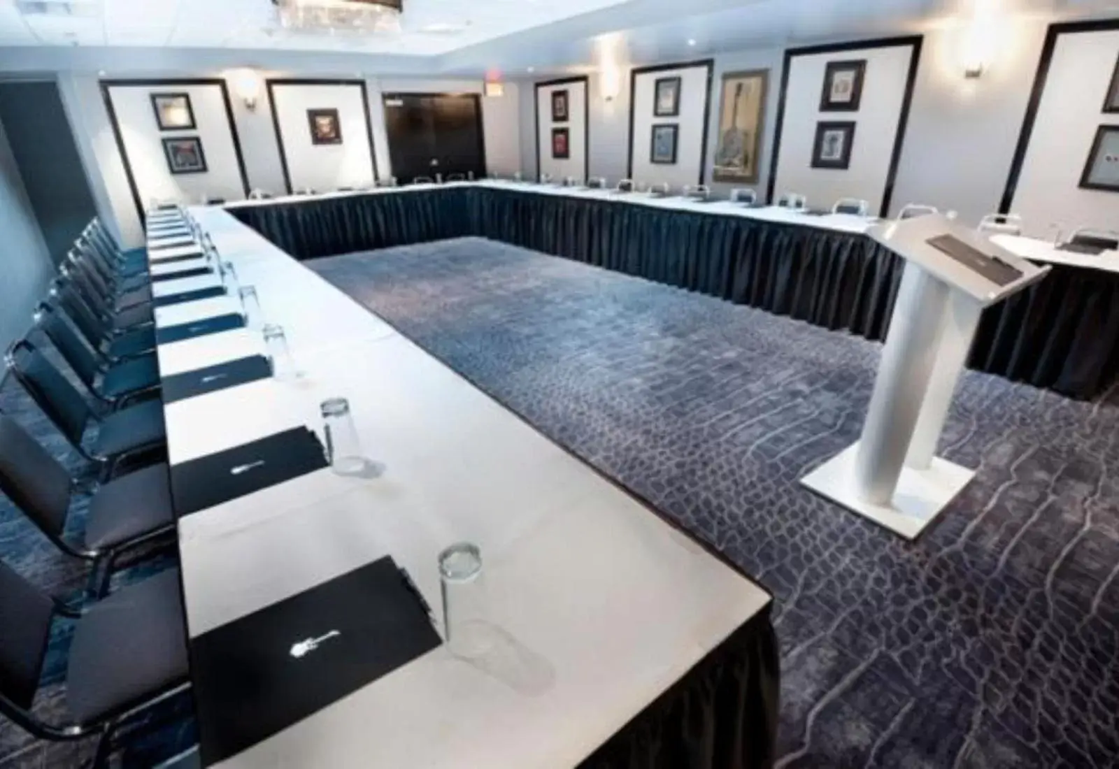 Business facilities in Hard Rock Hotel & Casino Biloxi