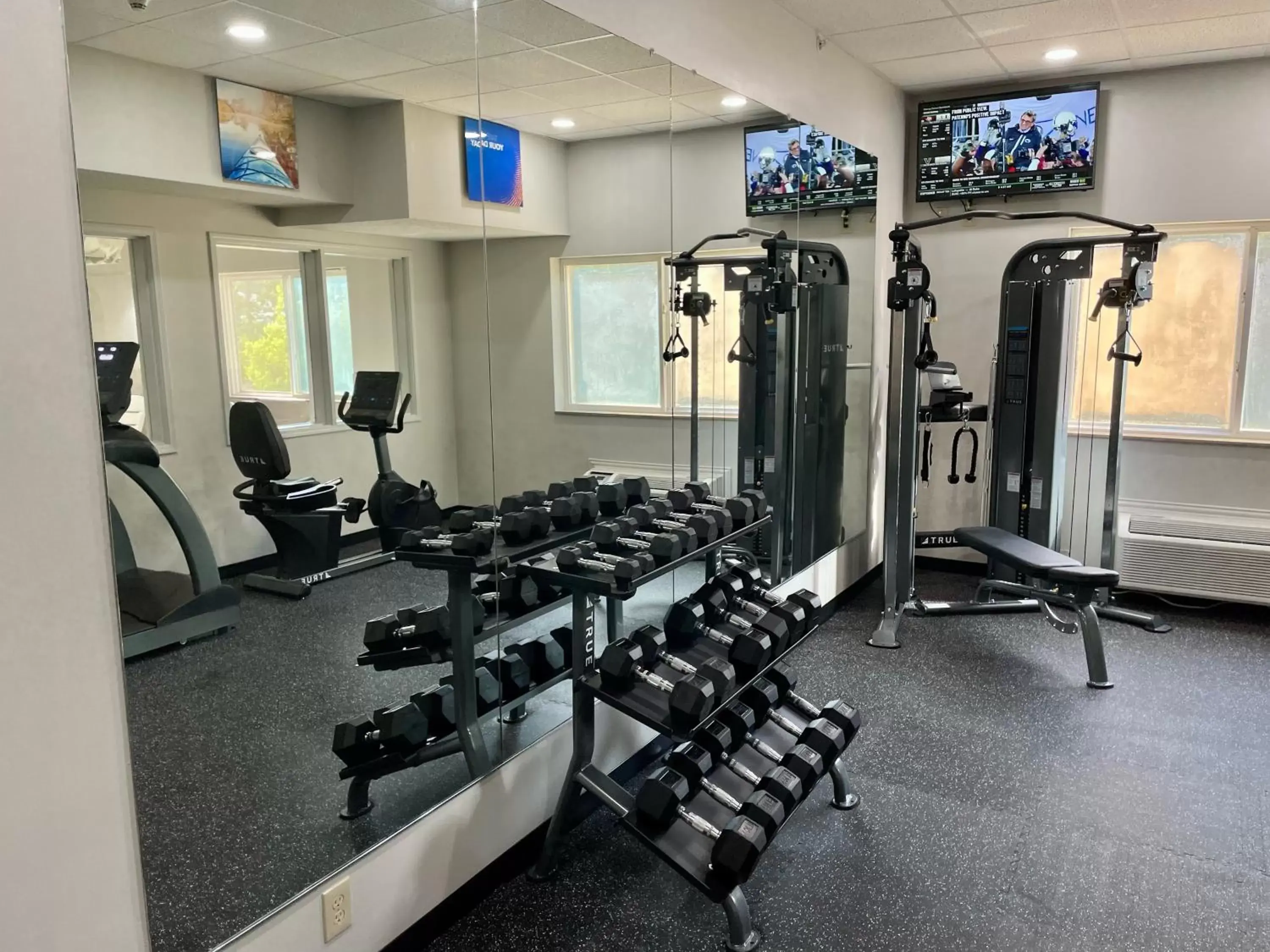 Fitness Center/Facilities in Comfort Suites