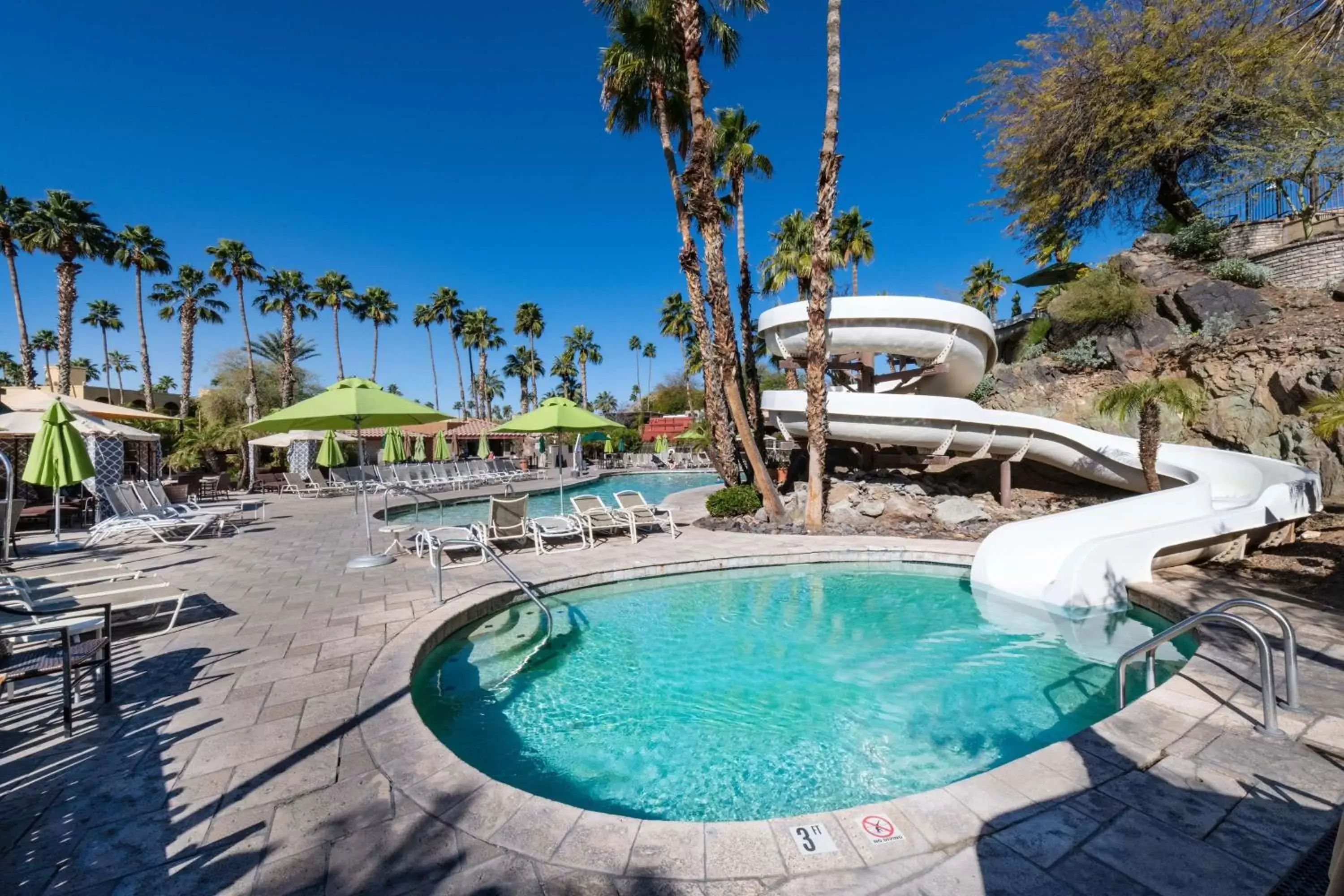 Pool view, Swimming Pool in Hilton Phoenix Resort at the Peak - Formerly Pointe Hilton Squaw Peak Resort