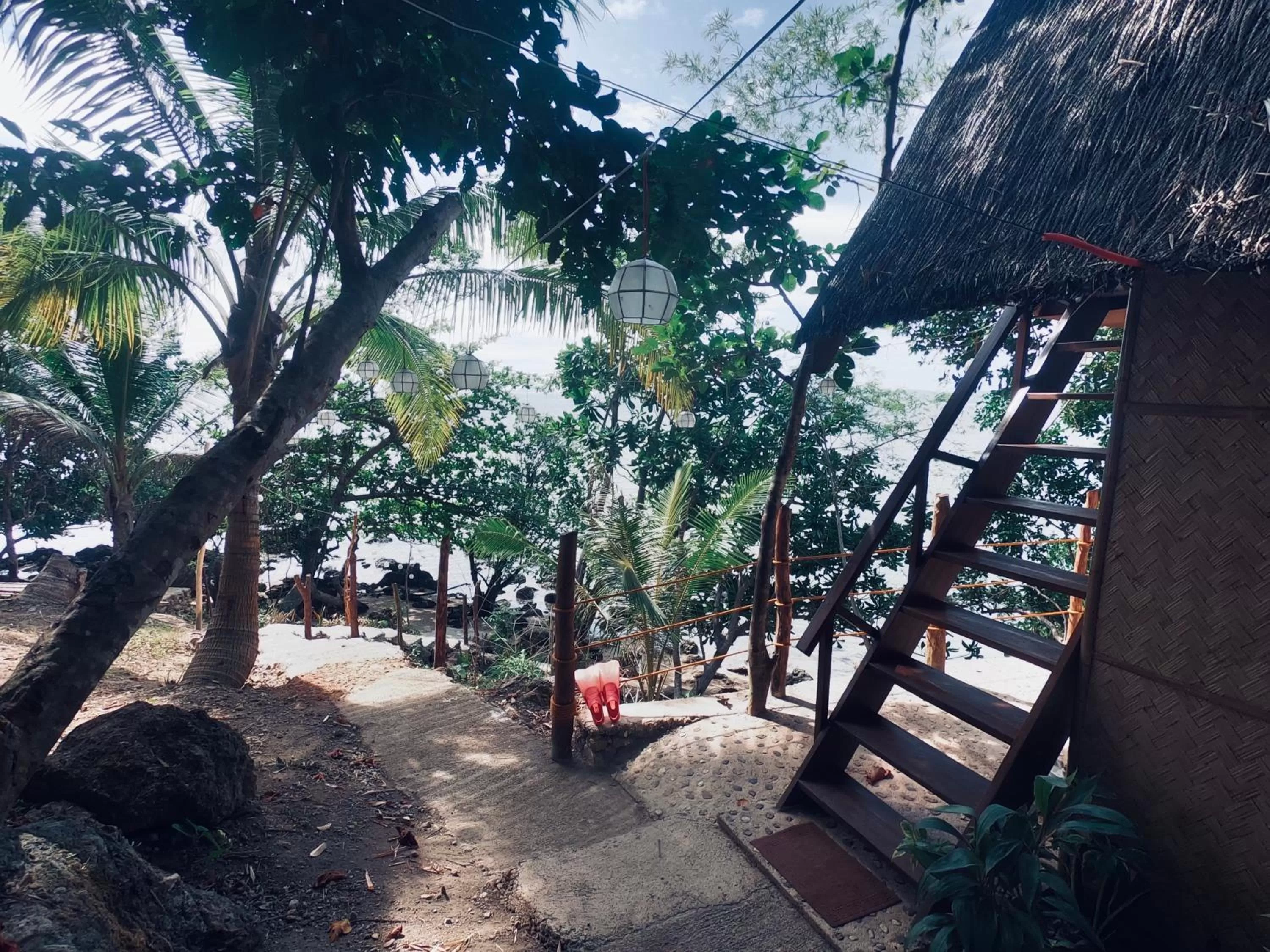 Cocovana Beach Resort