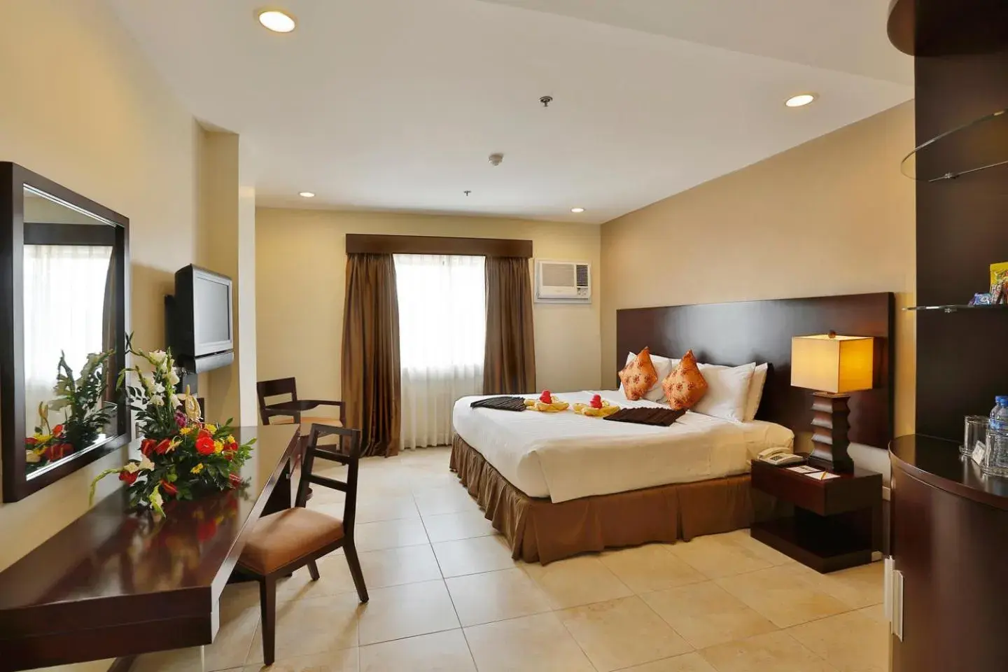 Alpa City Suites Hotel