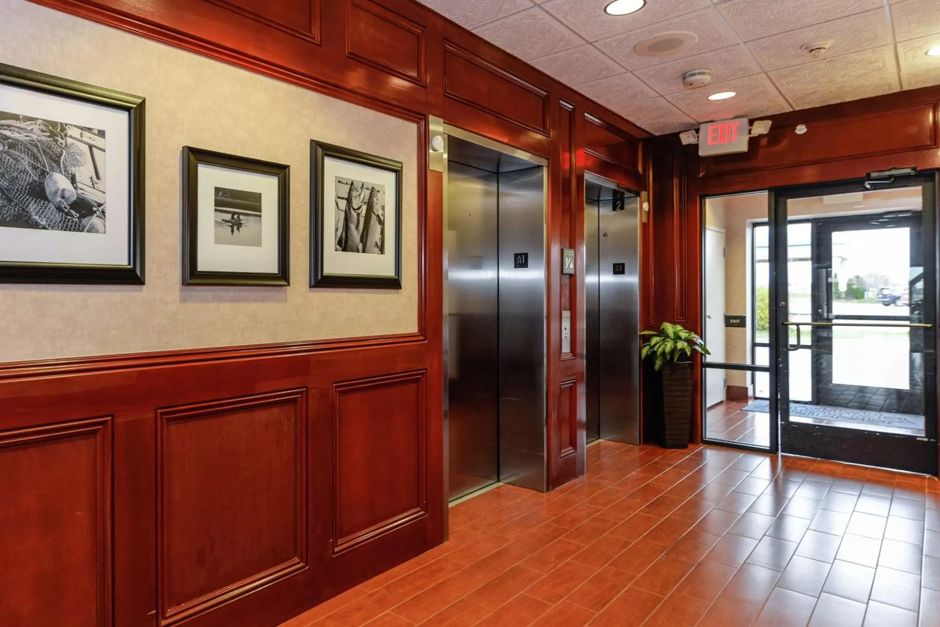 Lobby or reception, Lobby/Reception in Hampton Inn & Suites Detroit/Chesterfield