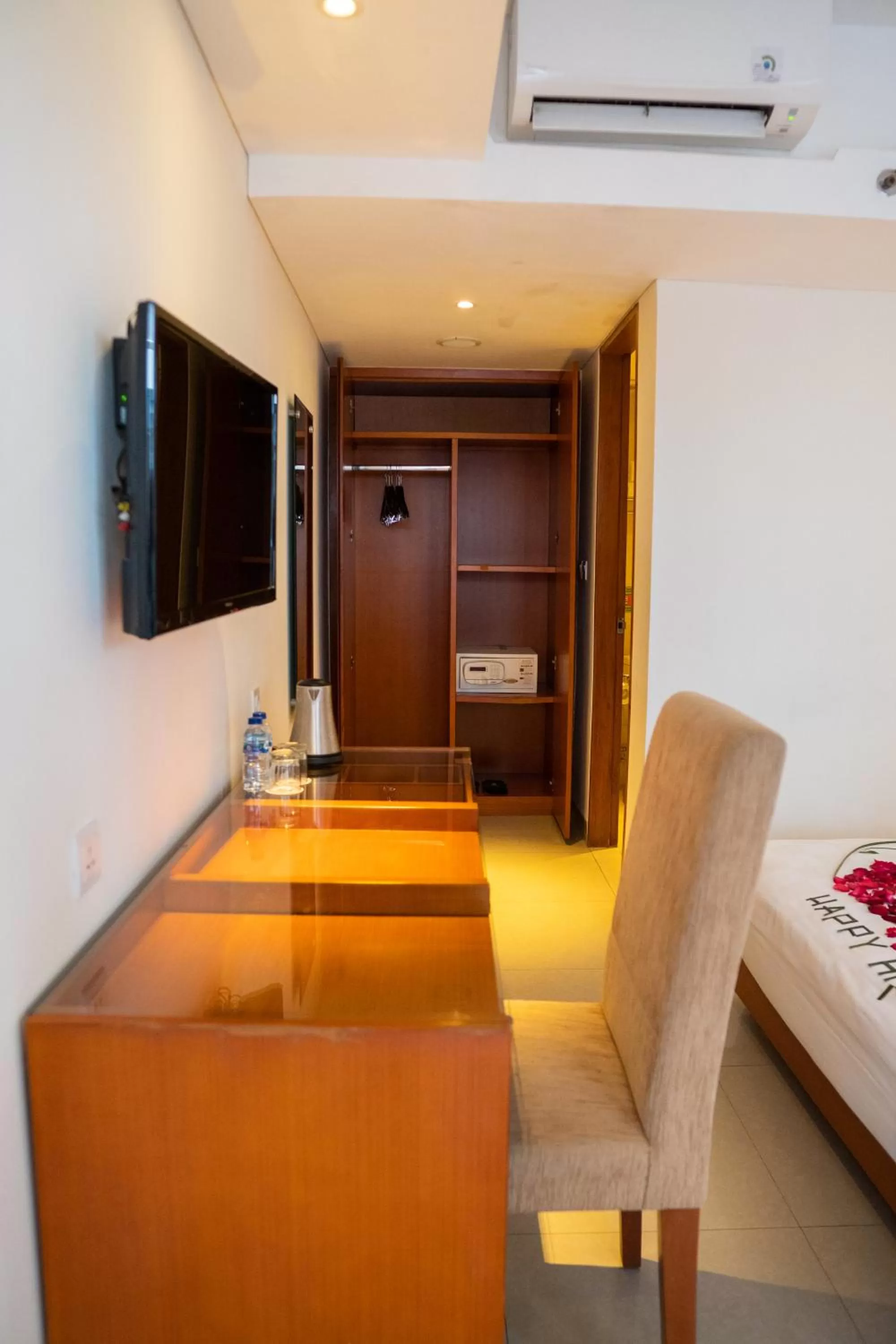 Bedroom in The Sun Hotel & Spa Legian