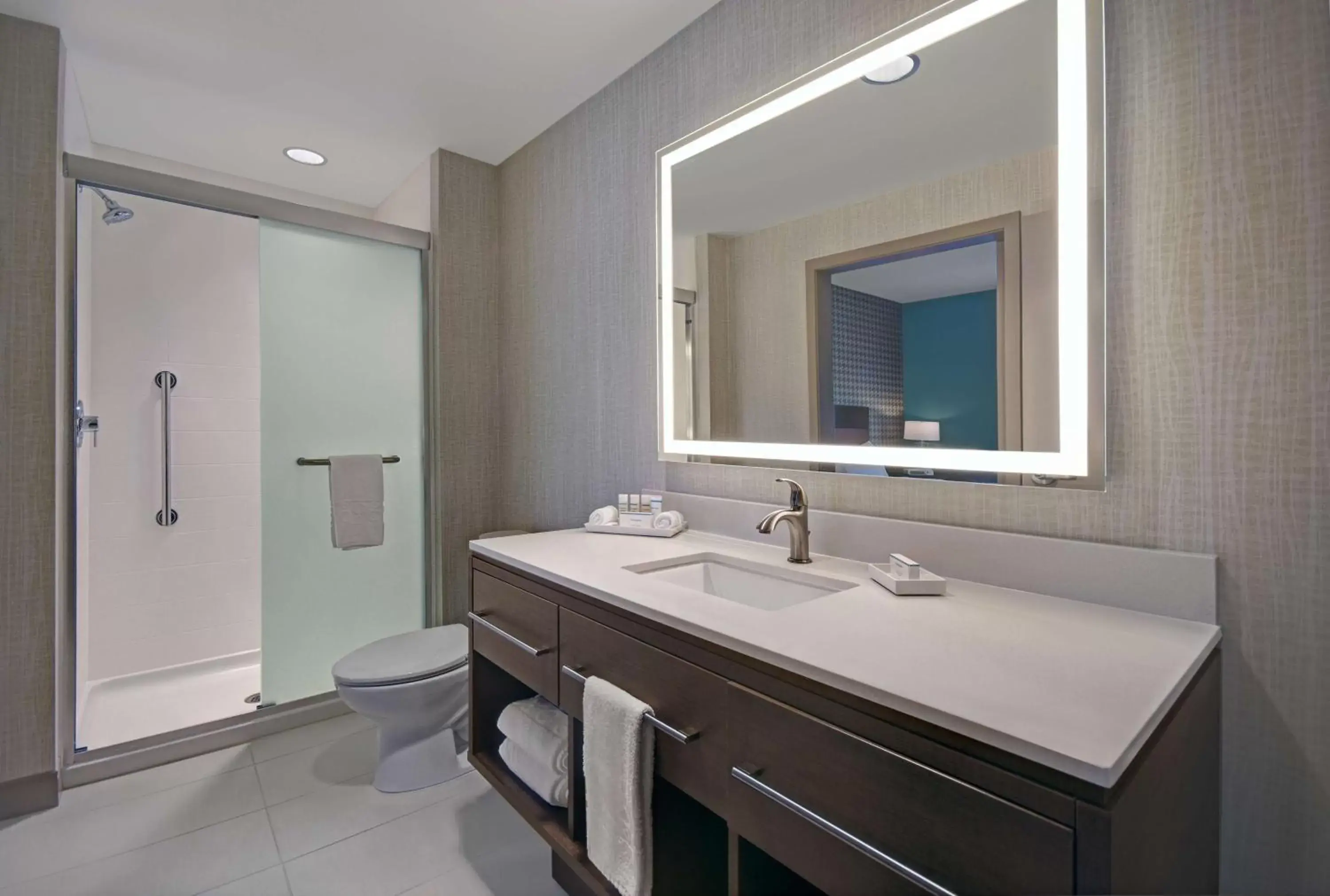 Bathroom in Home2 Suites by Hilton Blacksburg University