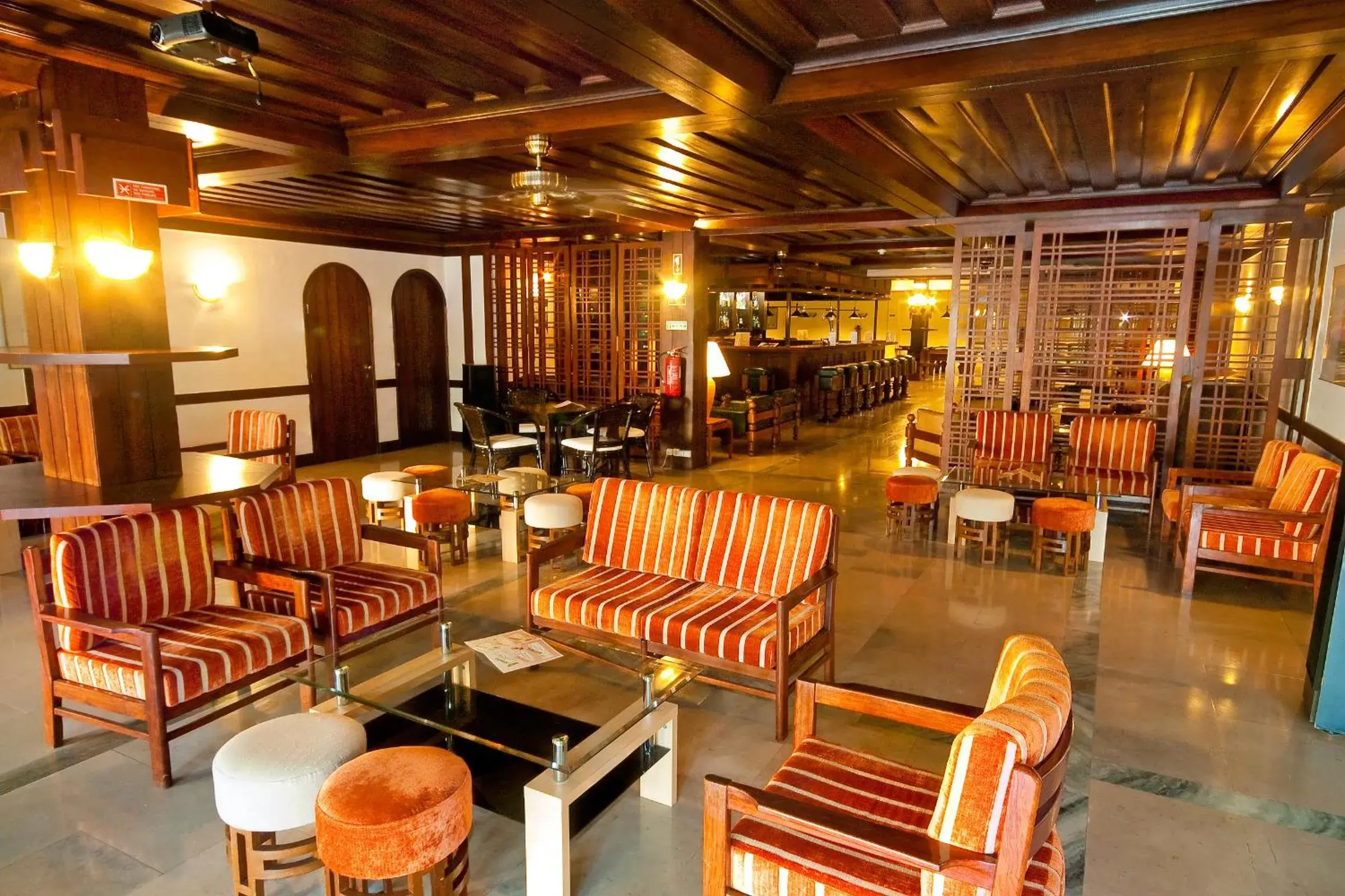 Lobby or reception, Restaurant/Places to Eat in Hotel Balaia Mar