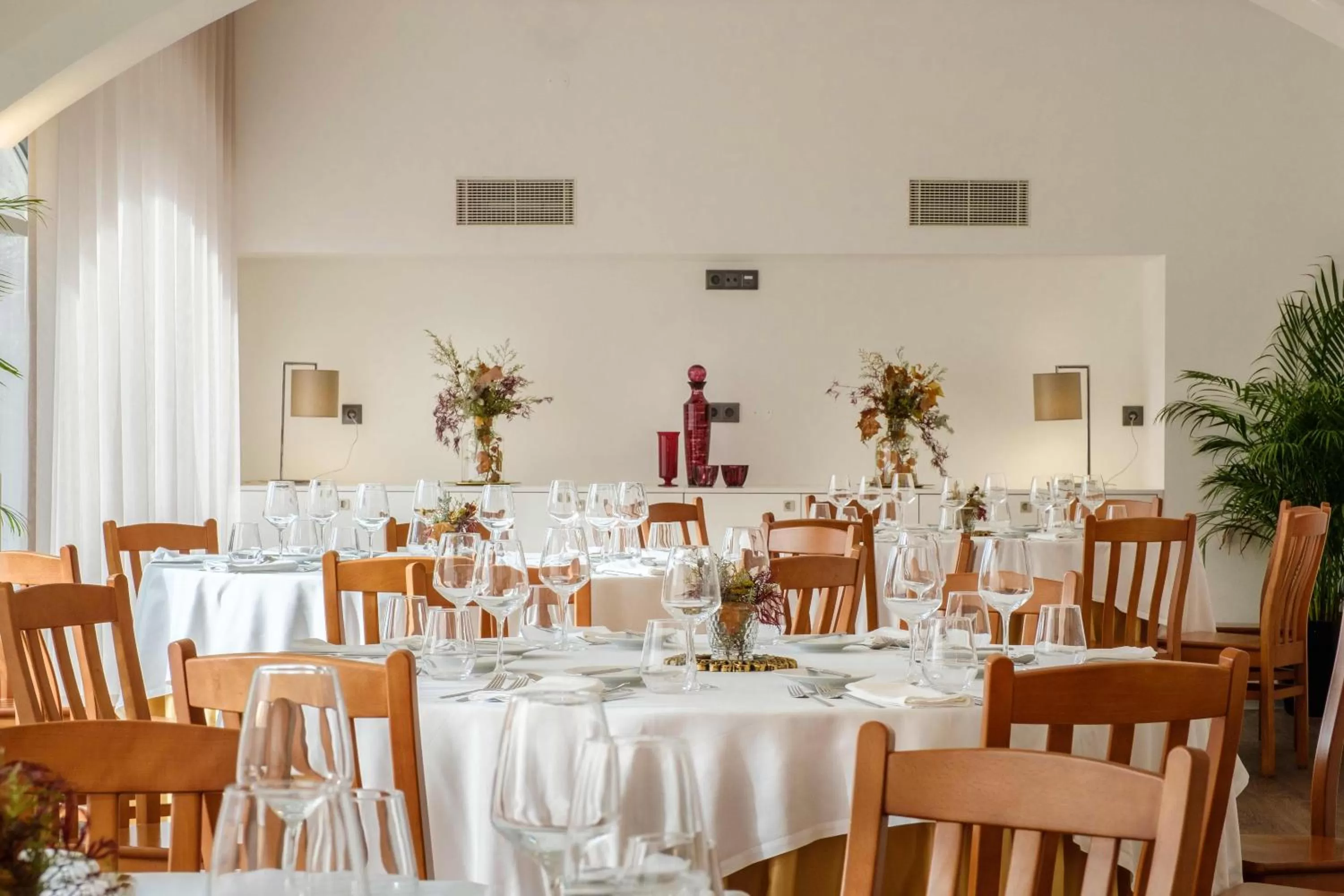 Restaurant/places to eat in SDivine Fatima Hotel, Congress & Spirituality