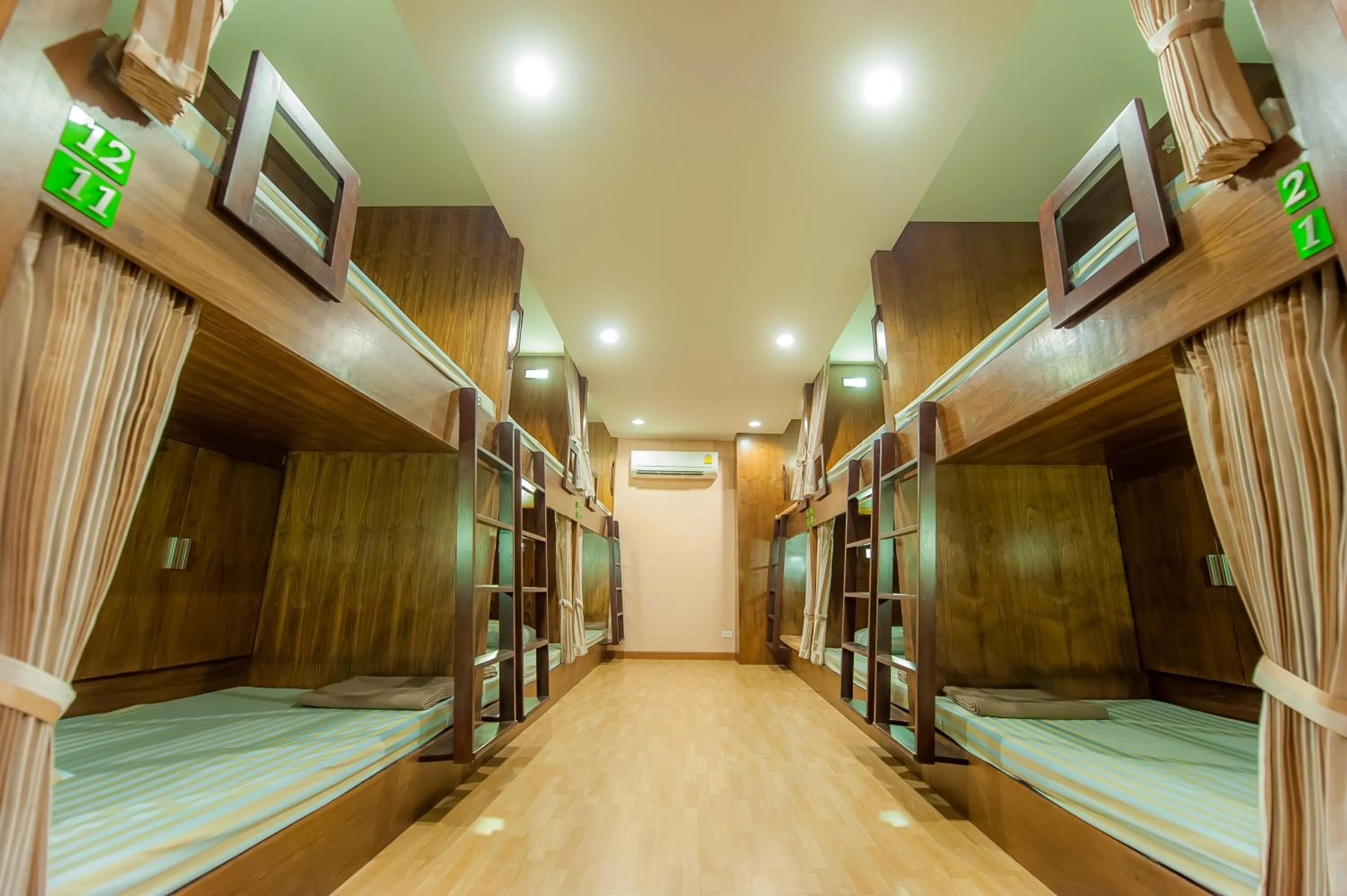 Bedroom in Full House