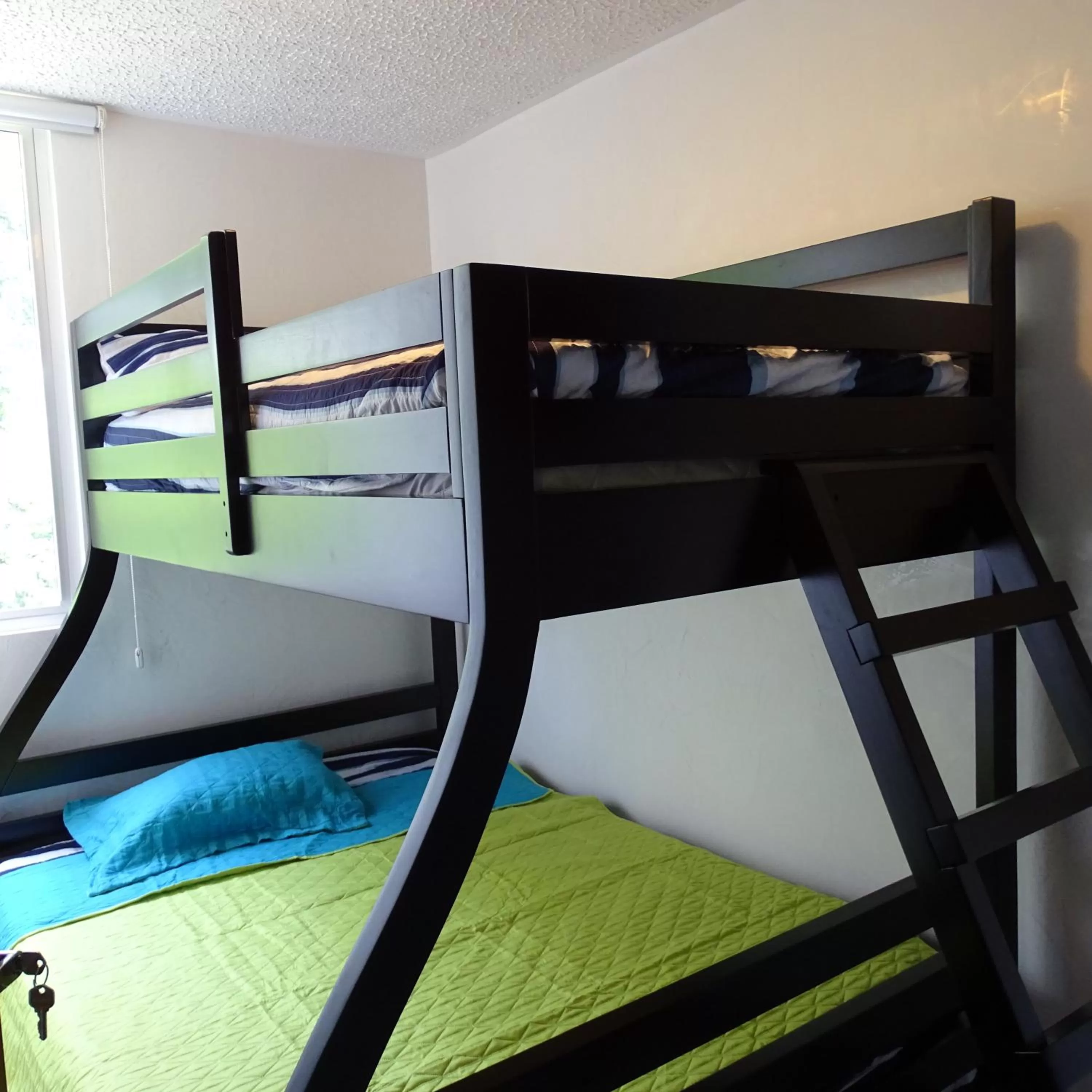 bunk bed, Bed in Jaco Beach Condos