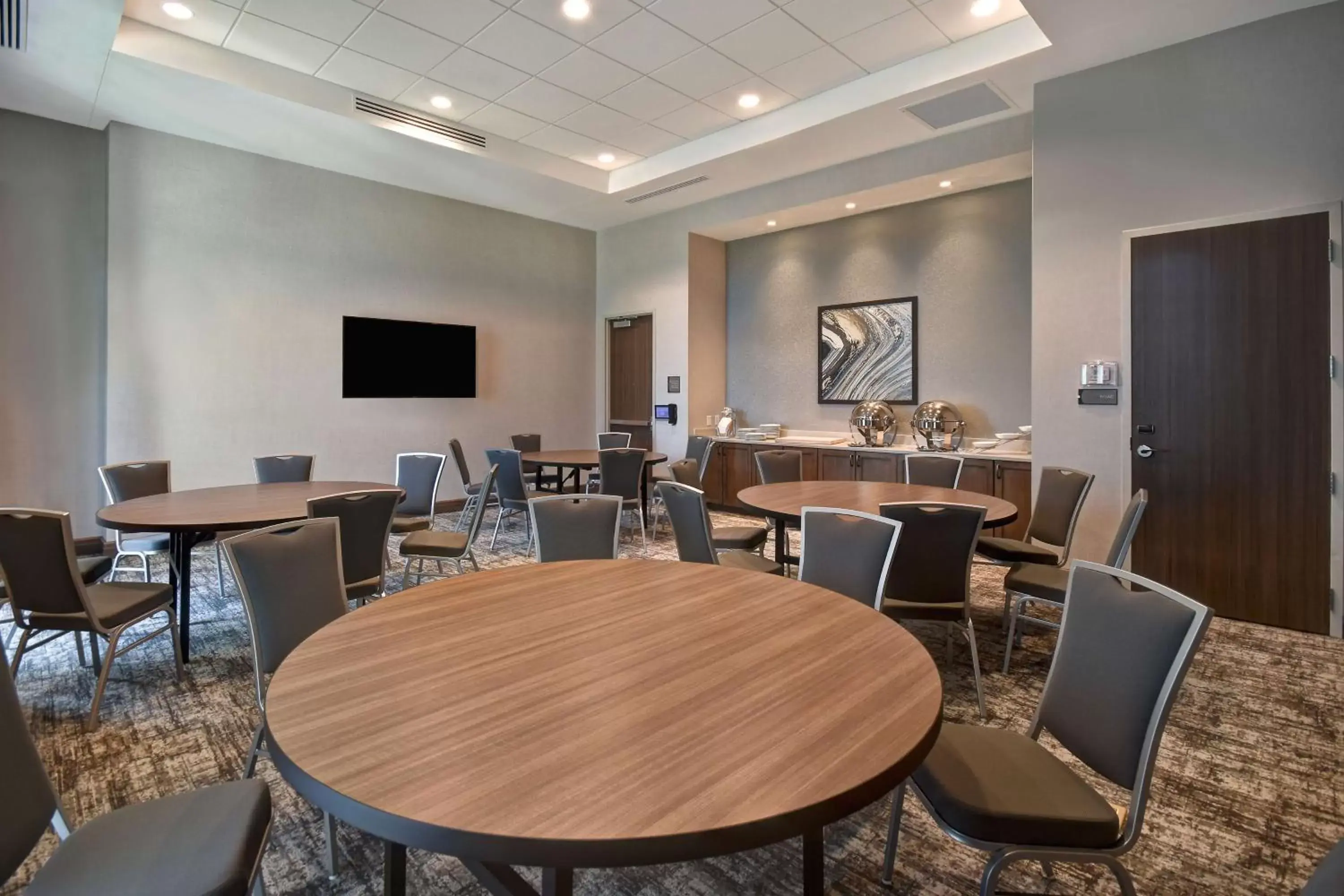 Meeting/conference room, Restaurant/Places to Eat in Homewood Suites By Hilton Orlando Flamingo Crossings, Fl