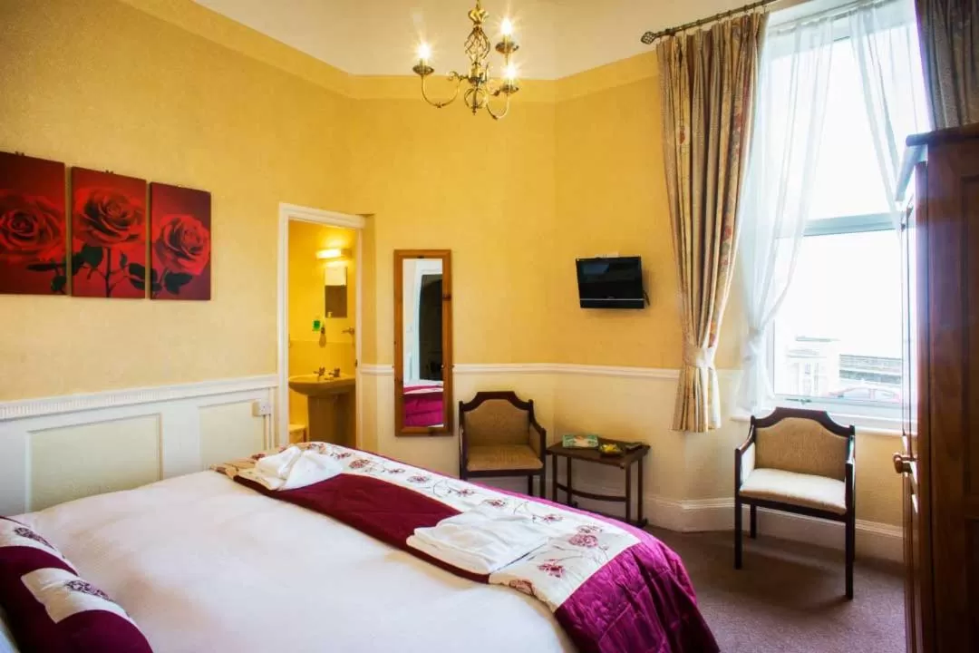 Bed in The Thornhill