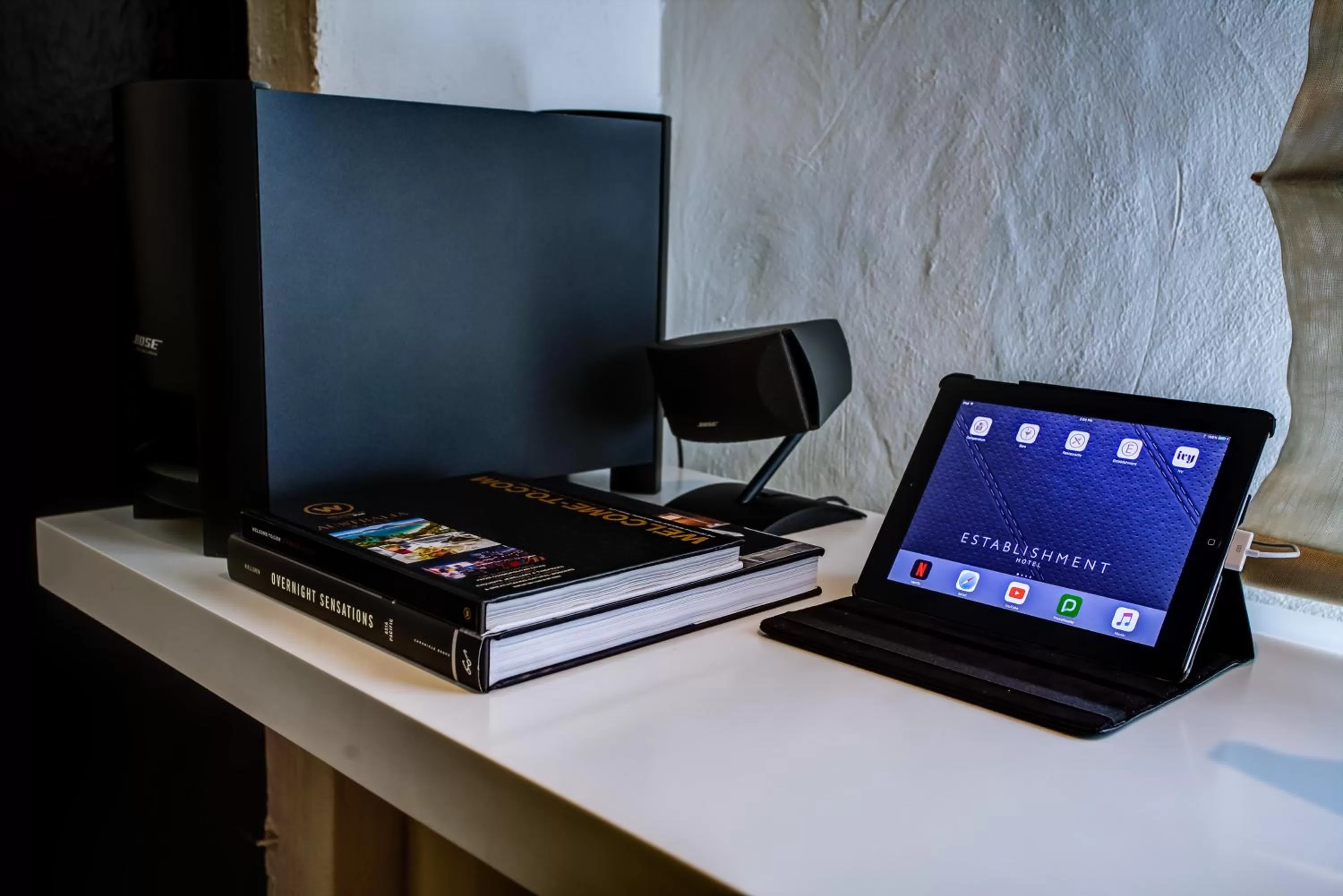 TV and multimedia in Establishment Hotel