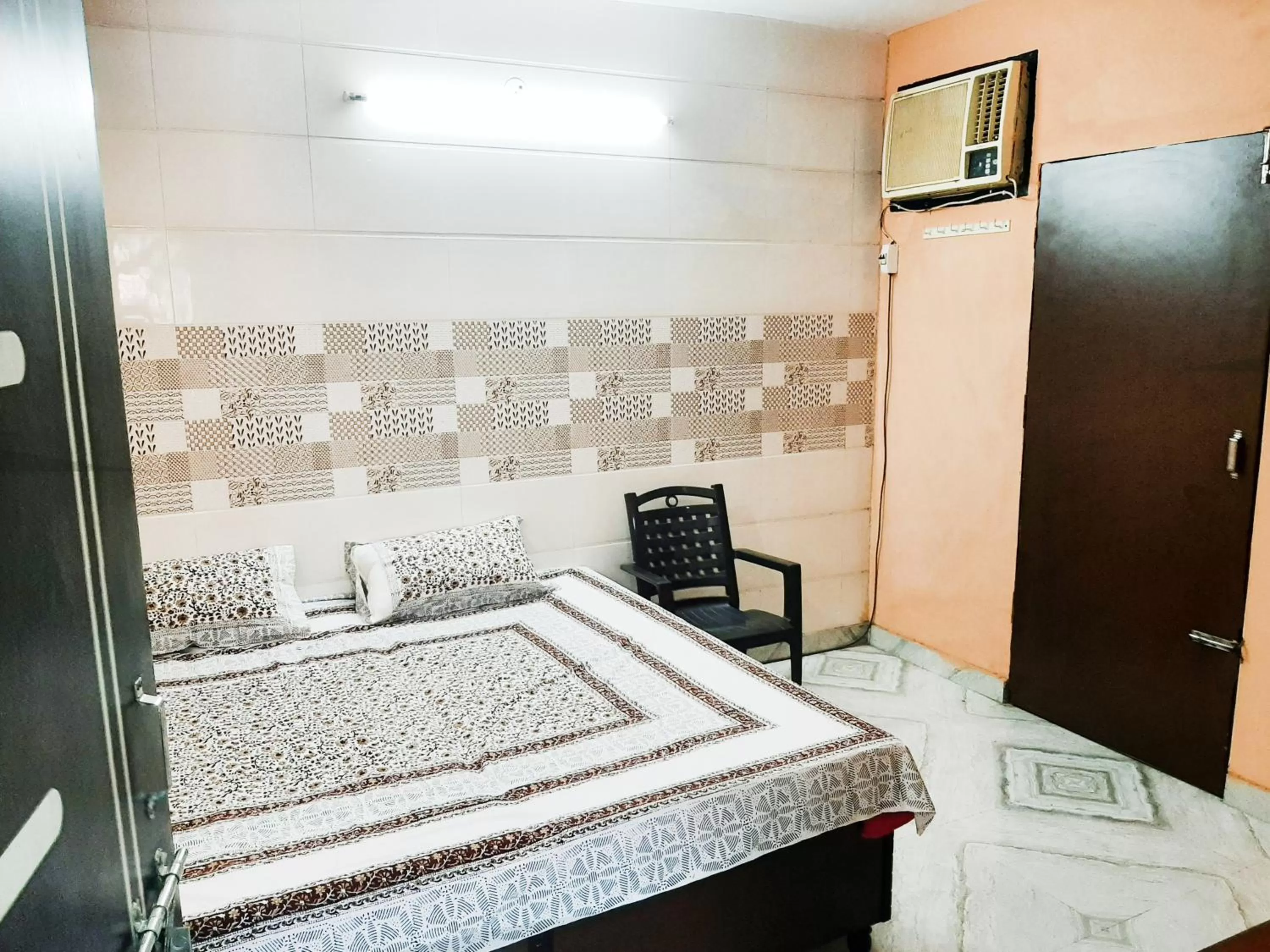 Bed in AMAN RESIDENCY