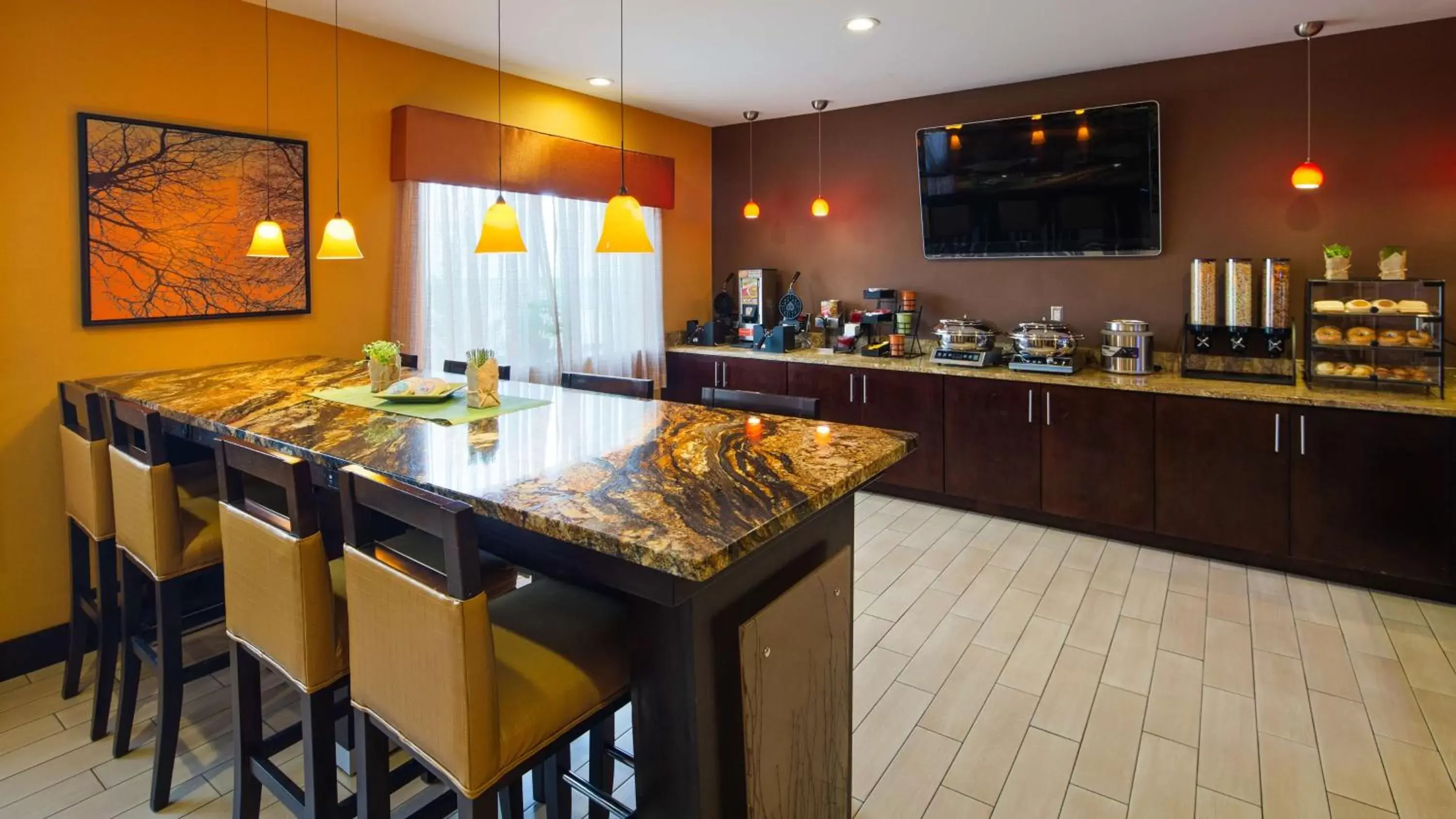 Restaurant/places to eat in Best Western Plus Whitewater Inn Restaurant/places to eat in Best Western Plus Whitewater Inn