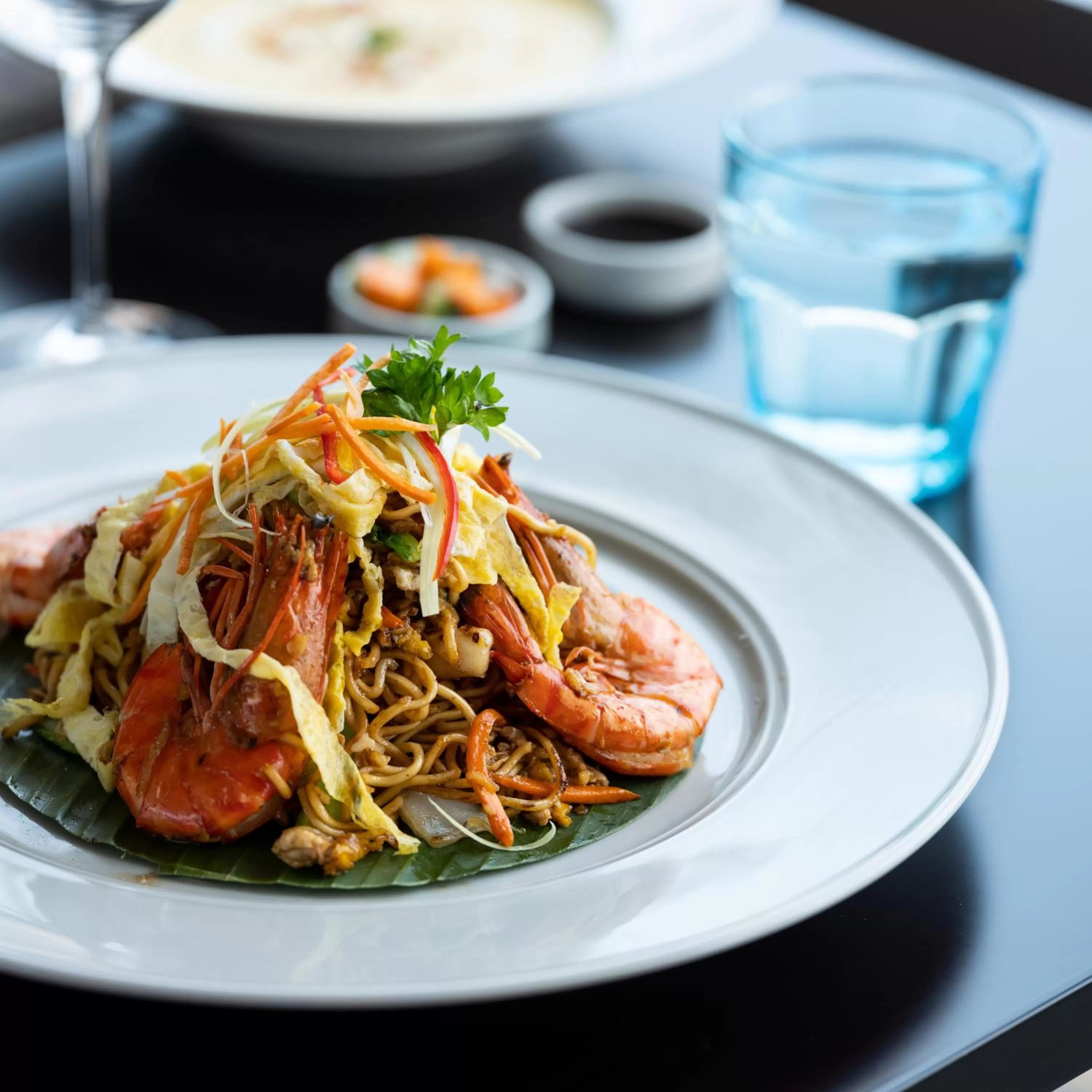 Food and drinks in Holiday Inn & Suites Jakarta Gajah Mada by IHG