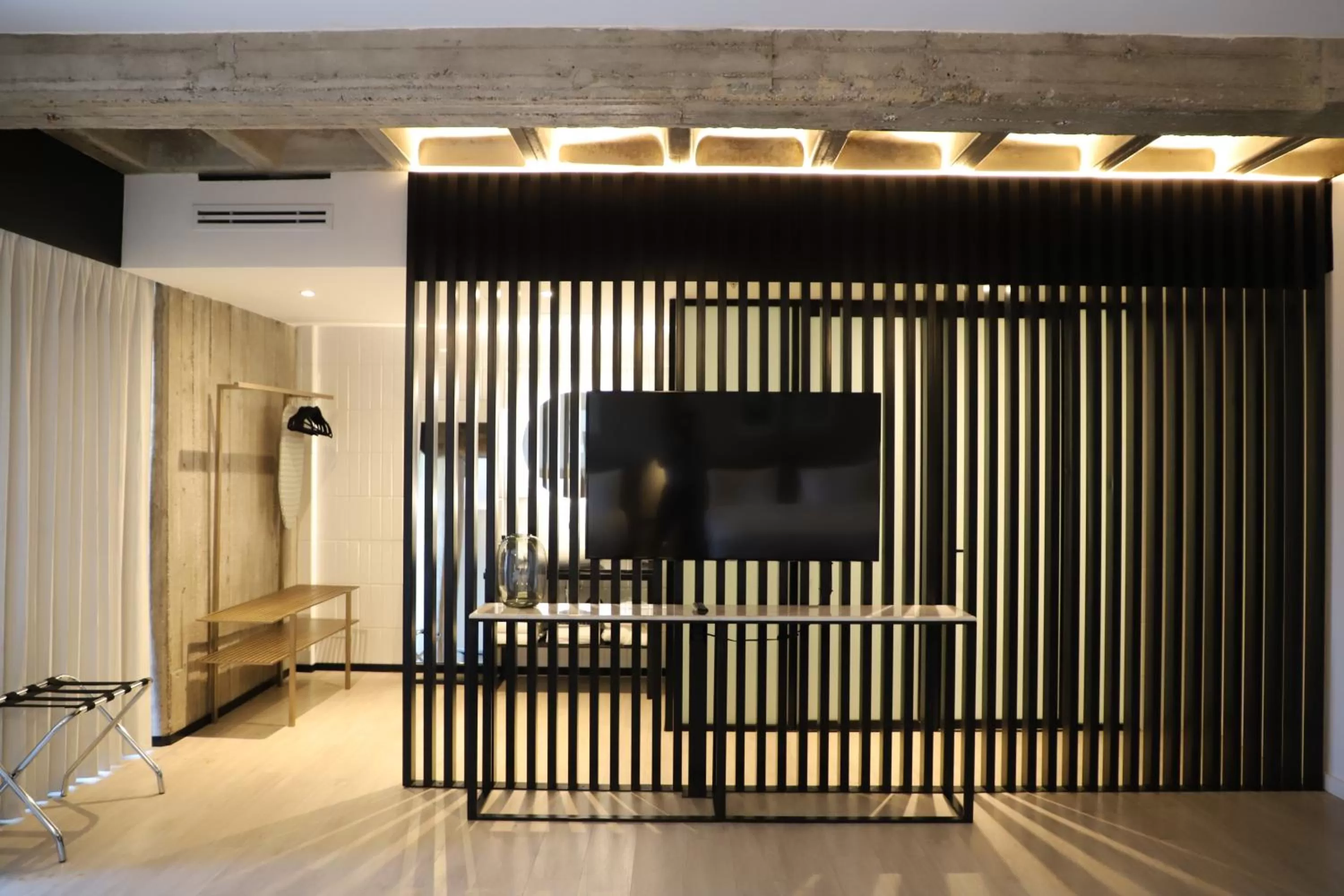 TV and multimedia in Bellwort Hotel