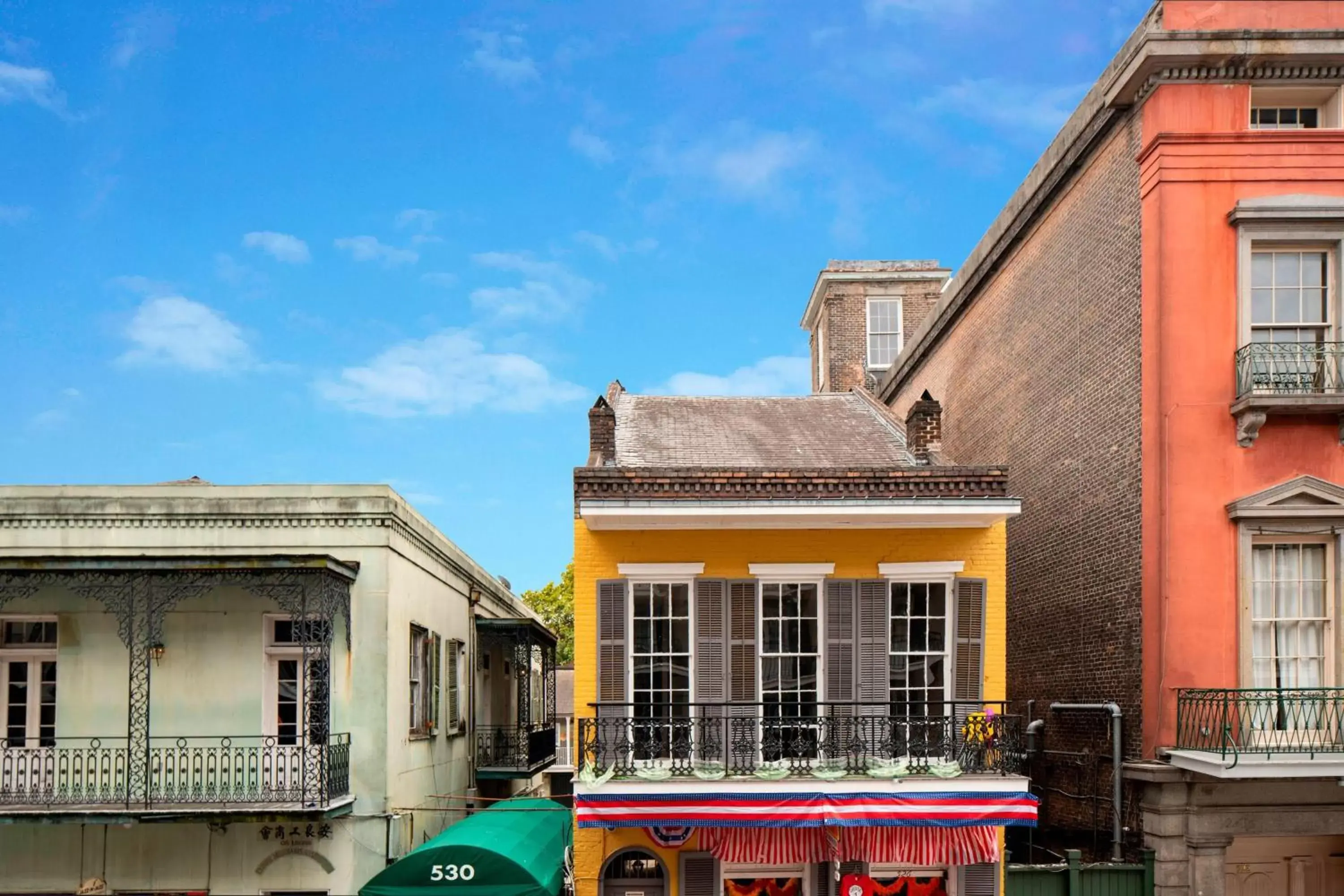 Photo of the whole room, Property Building in Four Points by Sheraton French Quarter