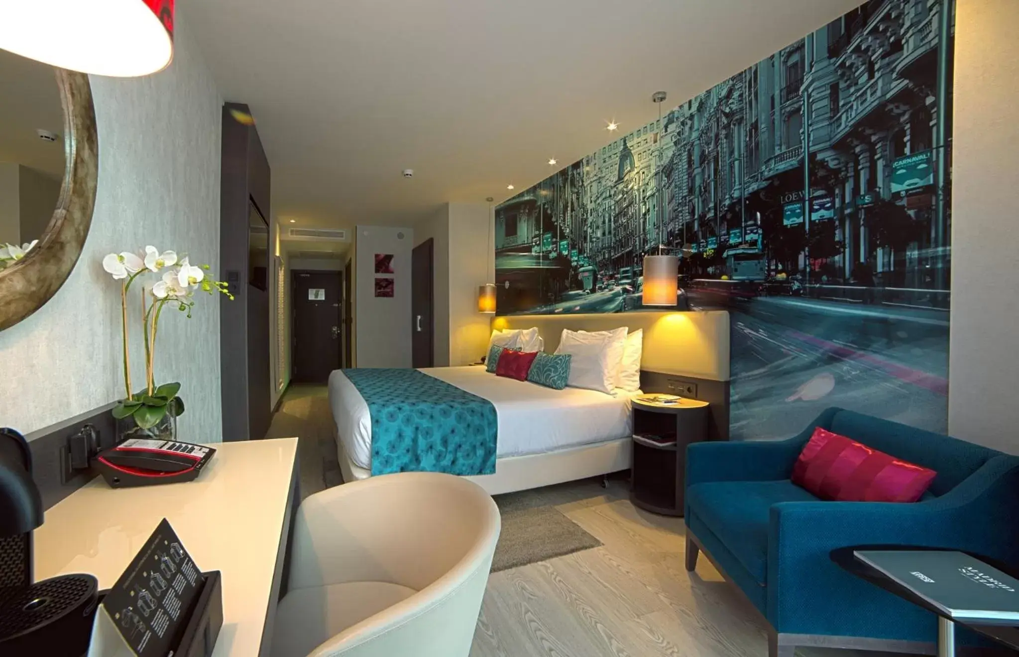 Photo of the whole room in Hotel Indigo Madrid - Gran Via, an IHG Hotel