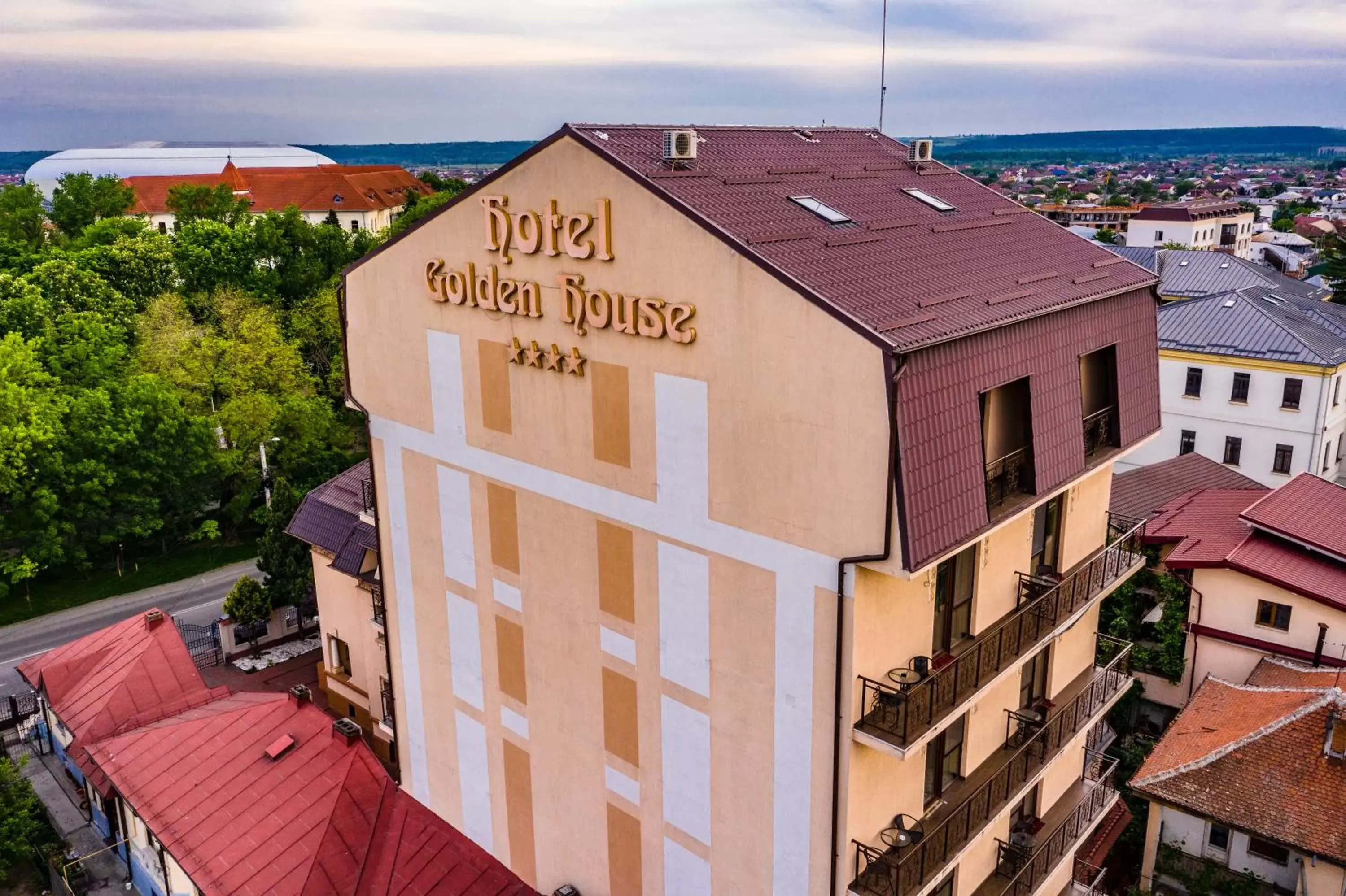 Bird's eye view in Hotel Golden House