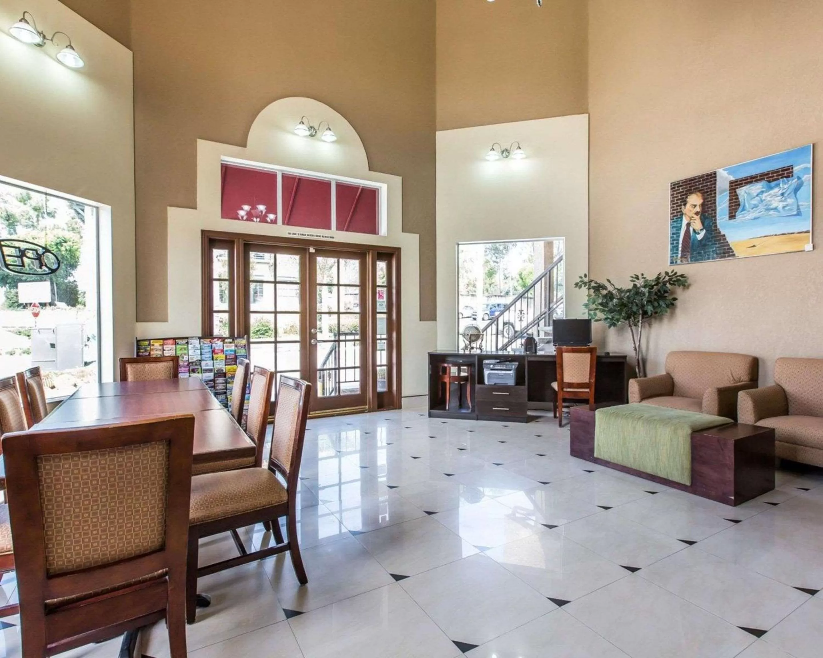 Lobby or reception in Econo Lodge Inn & Suites Fallbrook Downtown