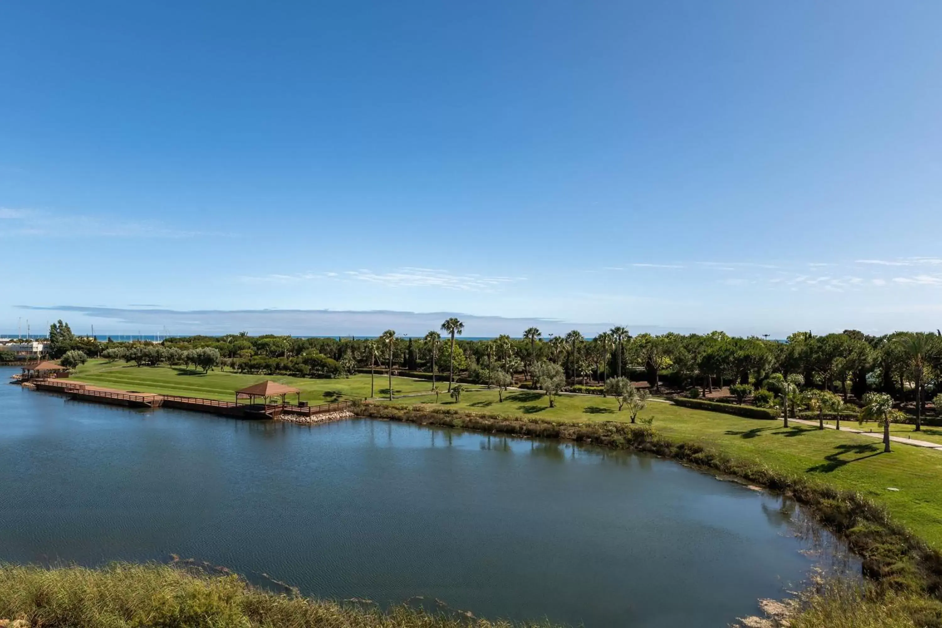 Photo of the whole room in Domes Lake Algarve, Autograph Collection