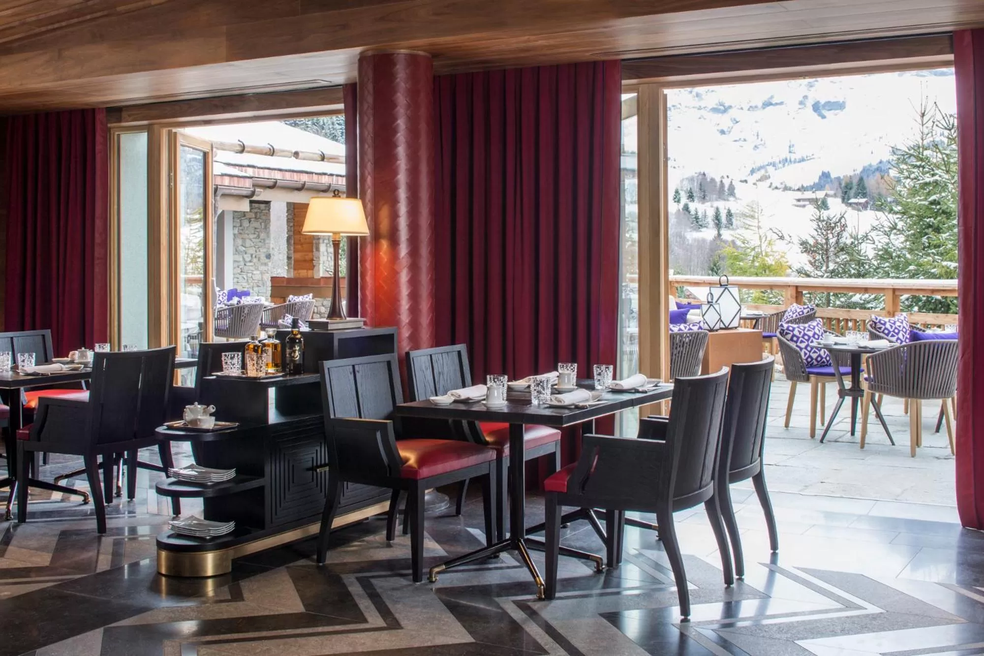 Restaurant/places to eat in Four Seasons Resort Megeve