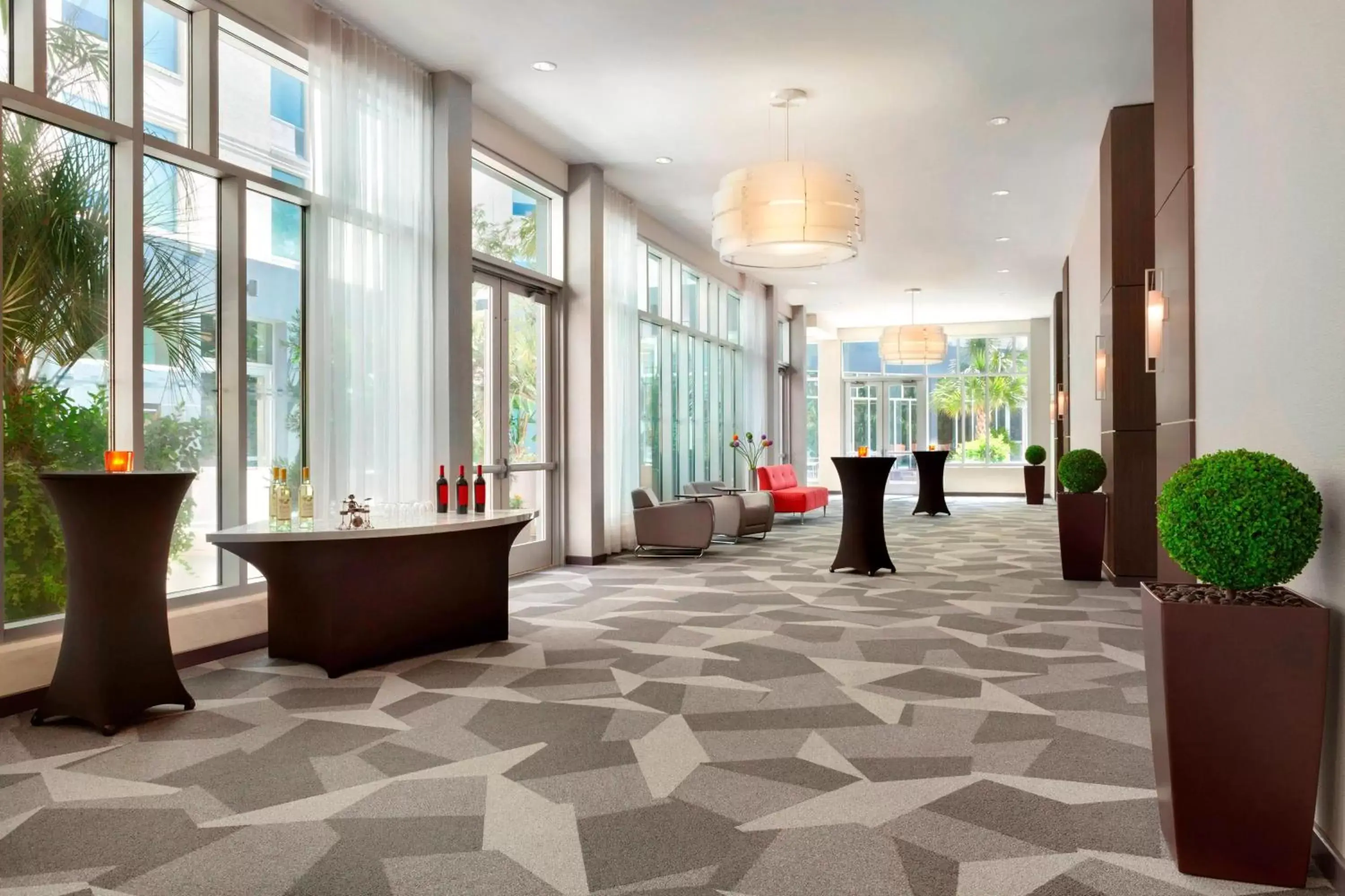Meeting/conference room, Lobby/Reception in Aloft Jacksonville Tapestry Park