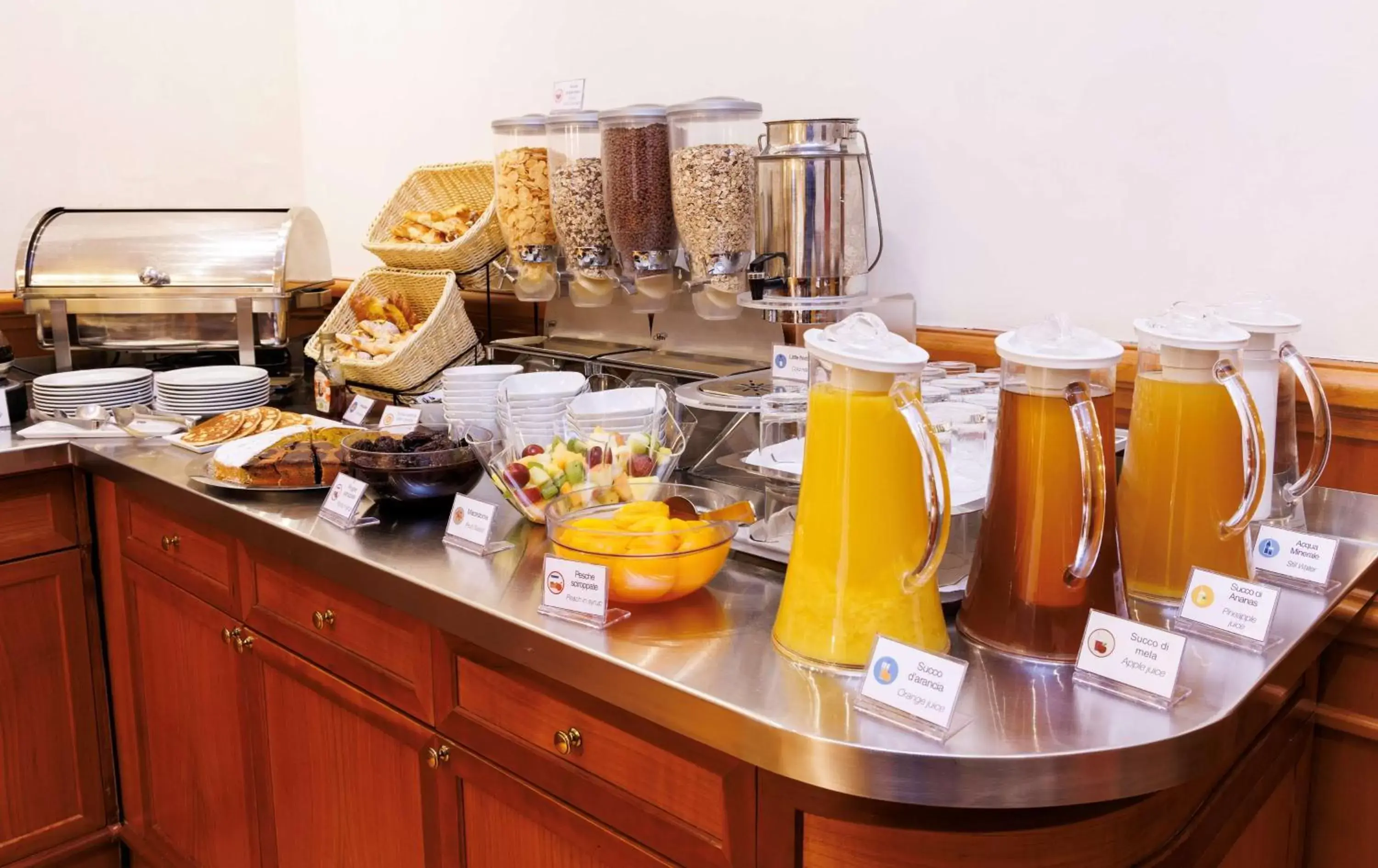 Restaurant/places to eat in Hotel Raffaello - Sure Hotel Collection by Best Western