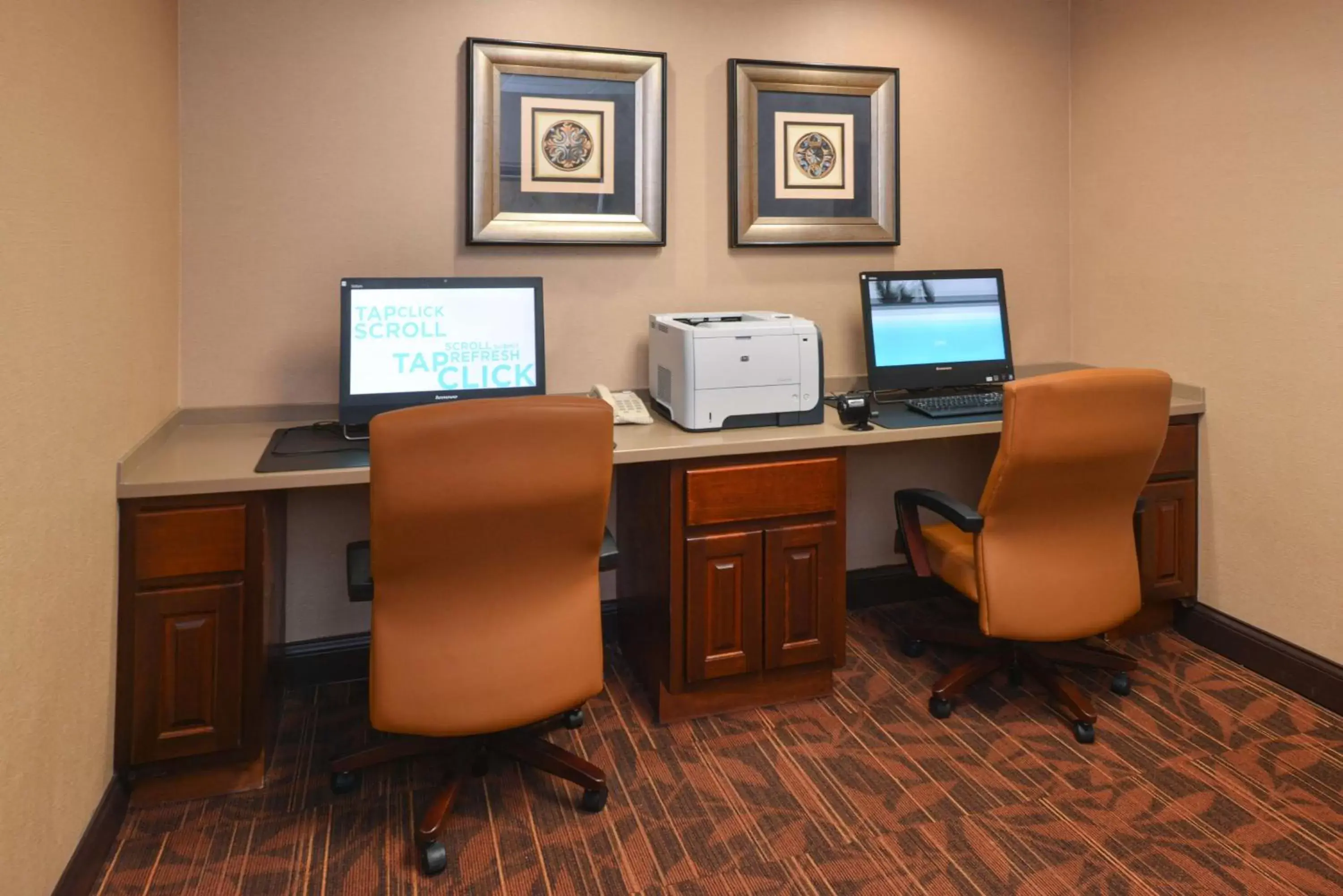 Business facilities, Business Area/Conference Room in Hampton Inn Carbondale