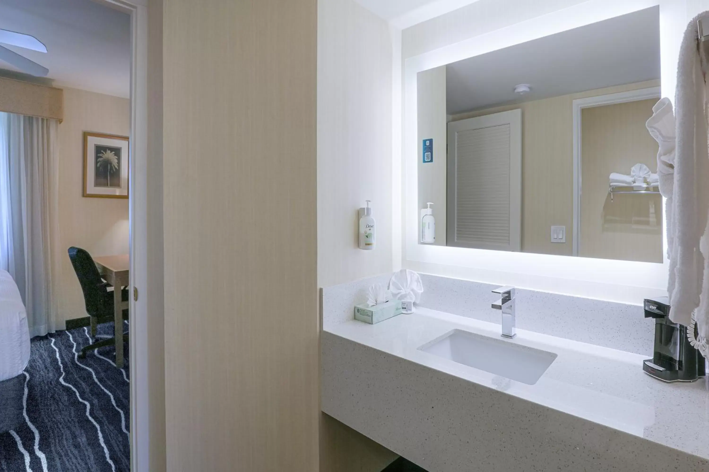Bathroom in Ramada by Wyndham Costa Mesa/Newport Beach