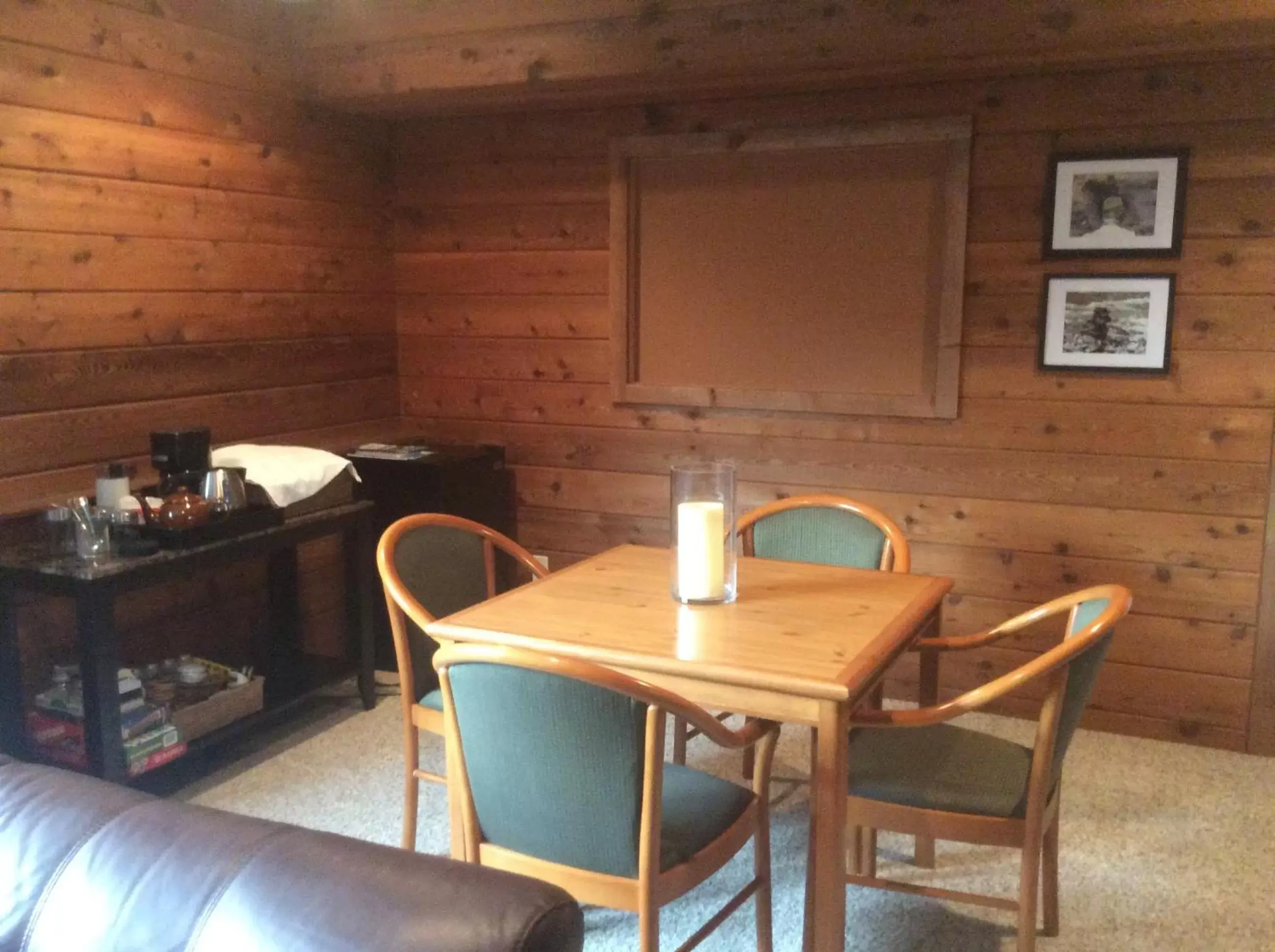 Dining Area in Berkie’s Bed & Breakfast