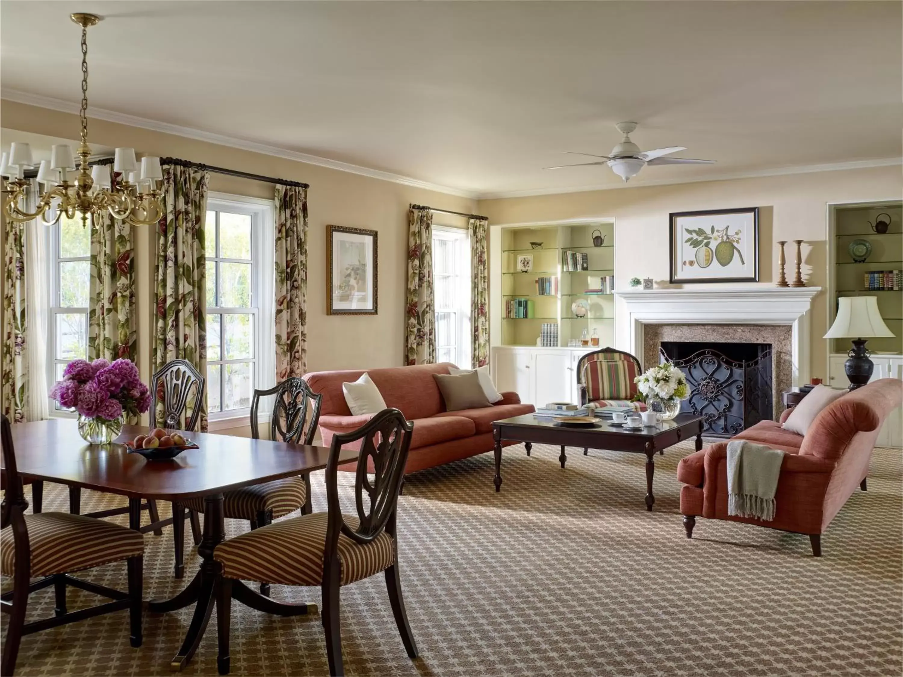 Living room, Seating Area in The Langham Huntington, Pasadena